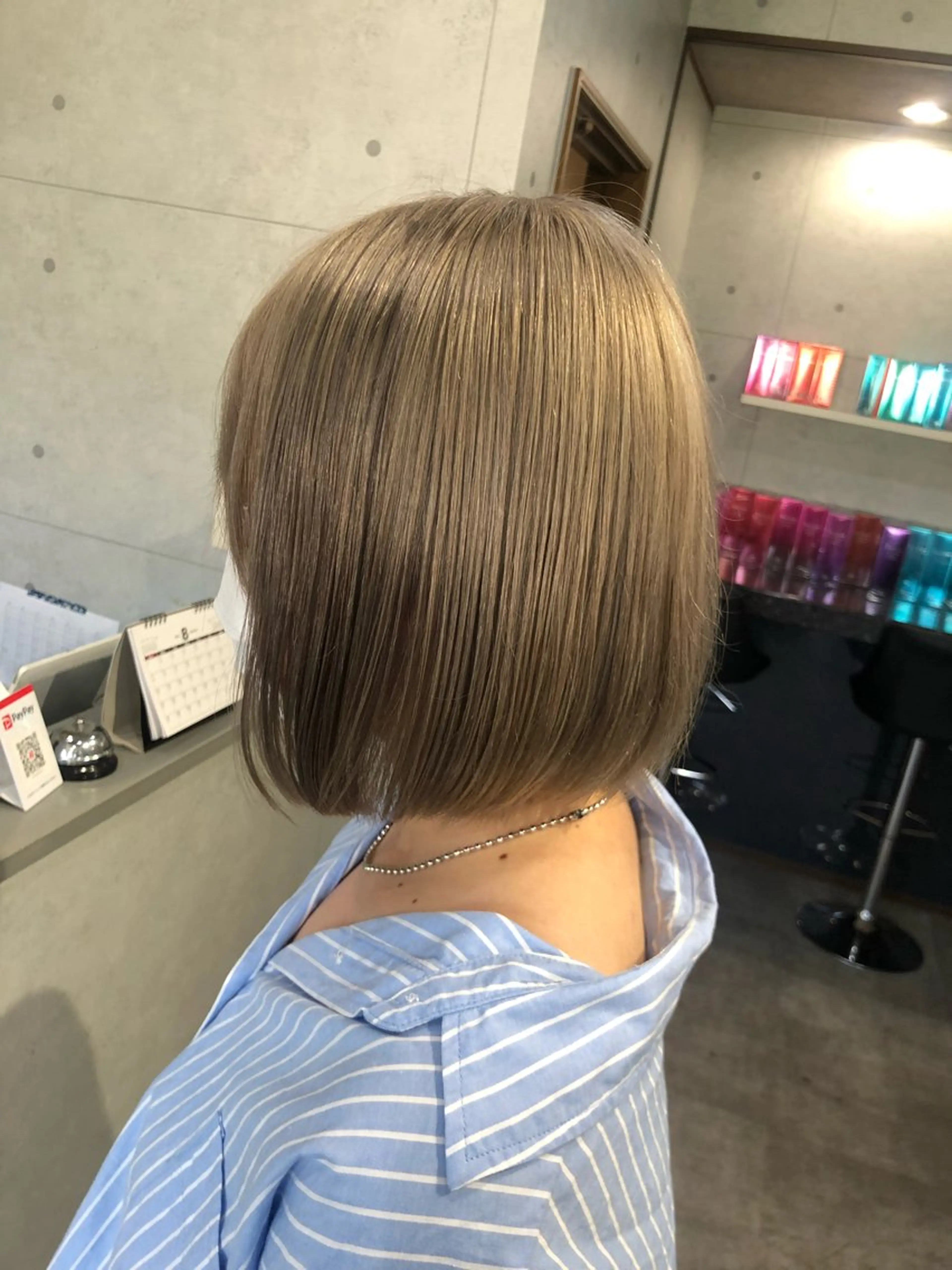 ショート ボブ くびれヘア くせ毛 髪質改善 切りっぱなしロブ トリートメント REVE所属・REVE美容室 REVEマツエクのヘアスタイル