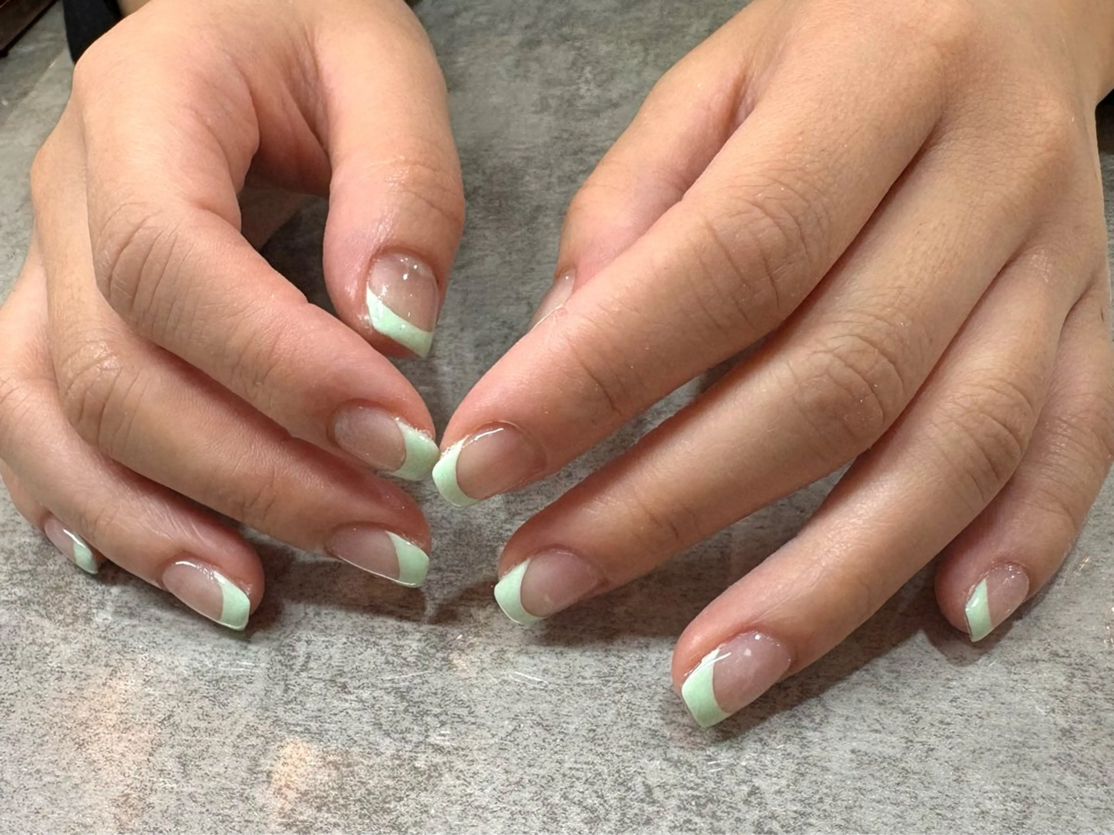 ネイル フレンチネイル tiffin Rihoのネイルデザイン