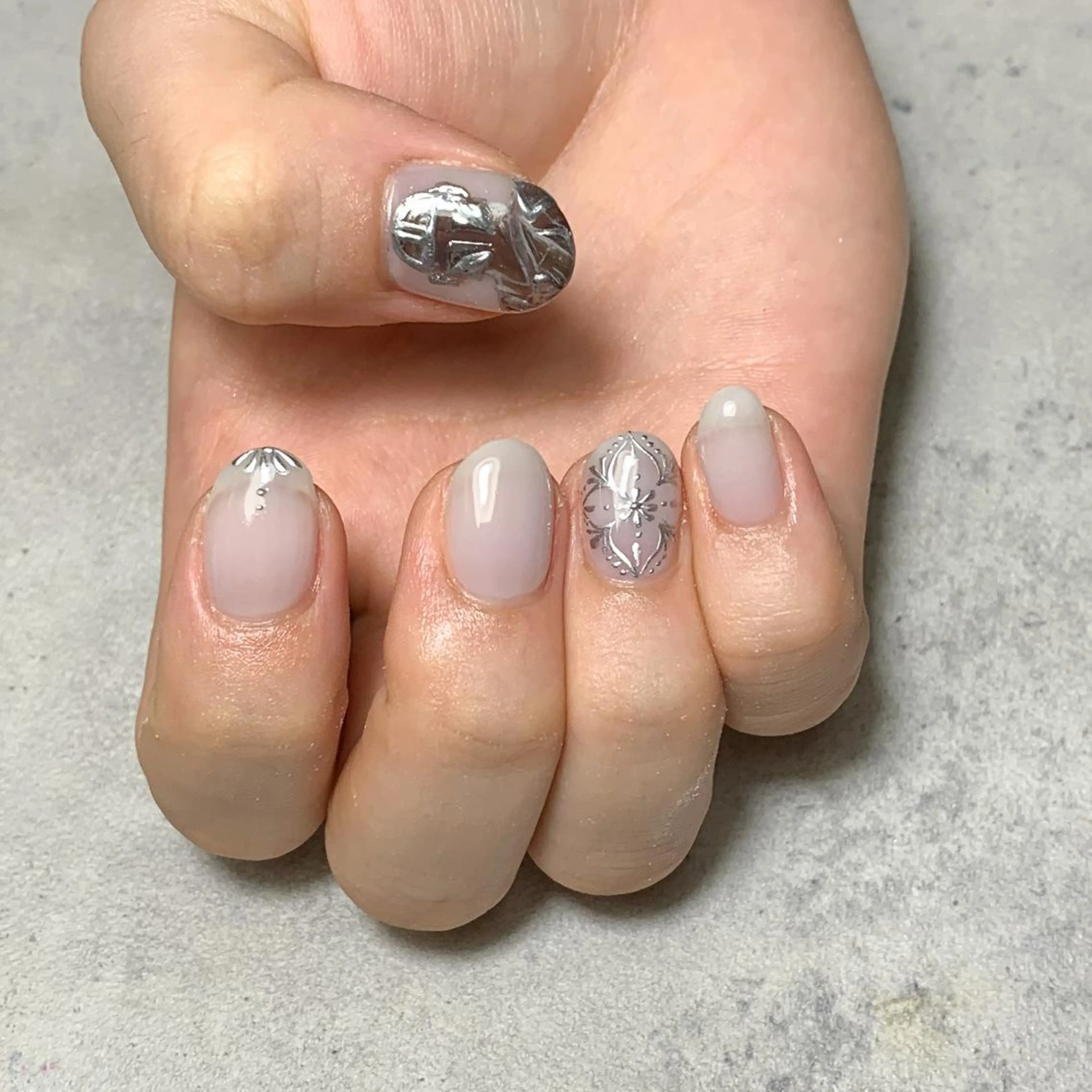 ネイル ハンドネイル atelier　FIORITURA所属・FIORITURA aiのネイルデザイン