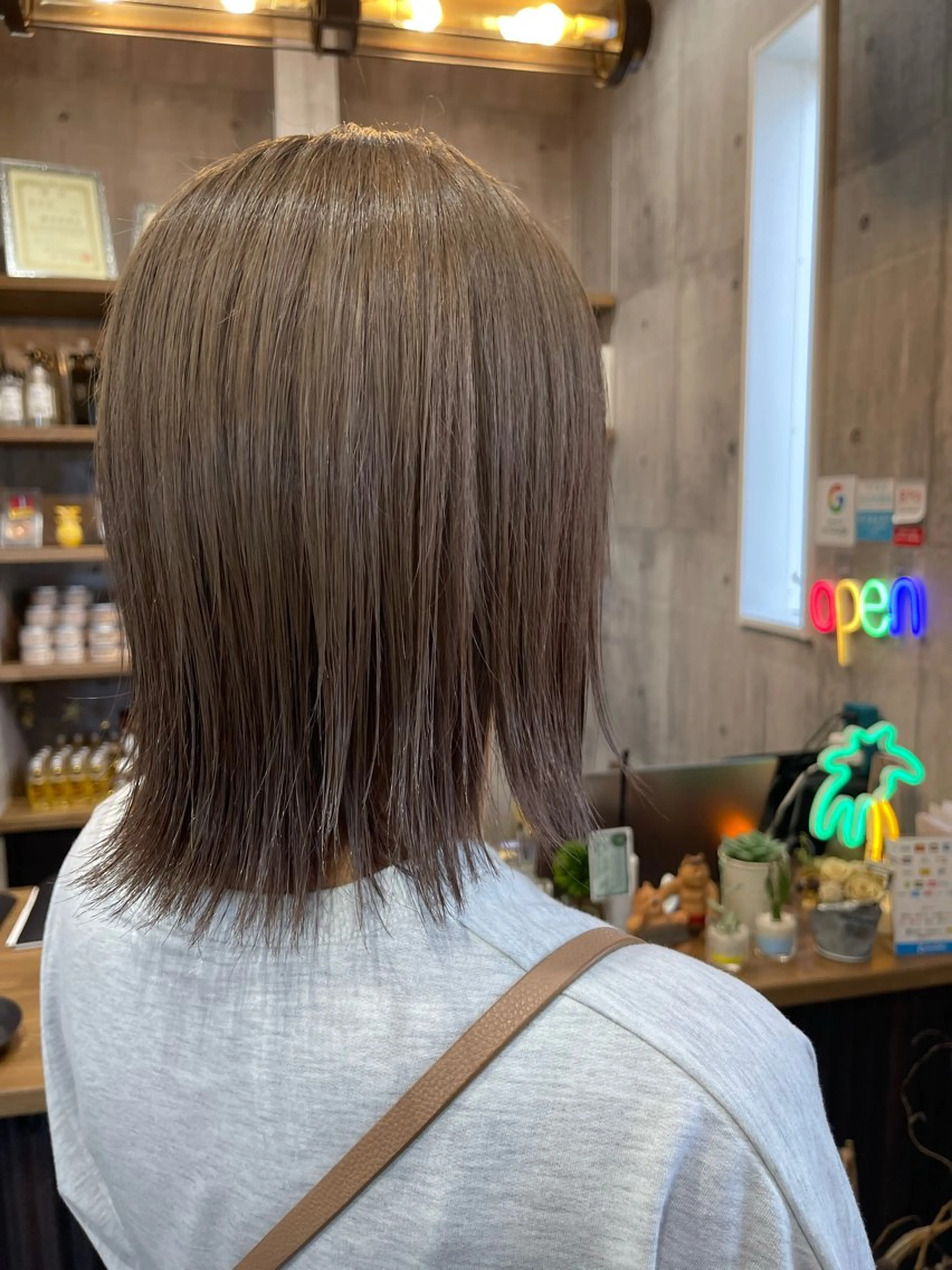 ミディアム カラー ダブルカラー Felice Erikaのヘアスタイル