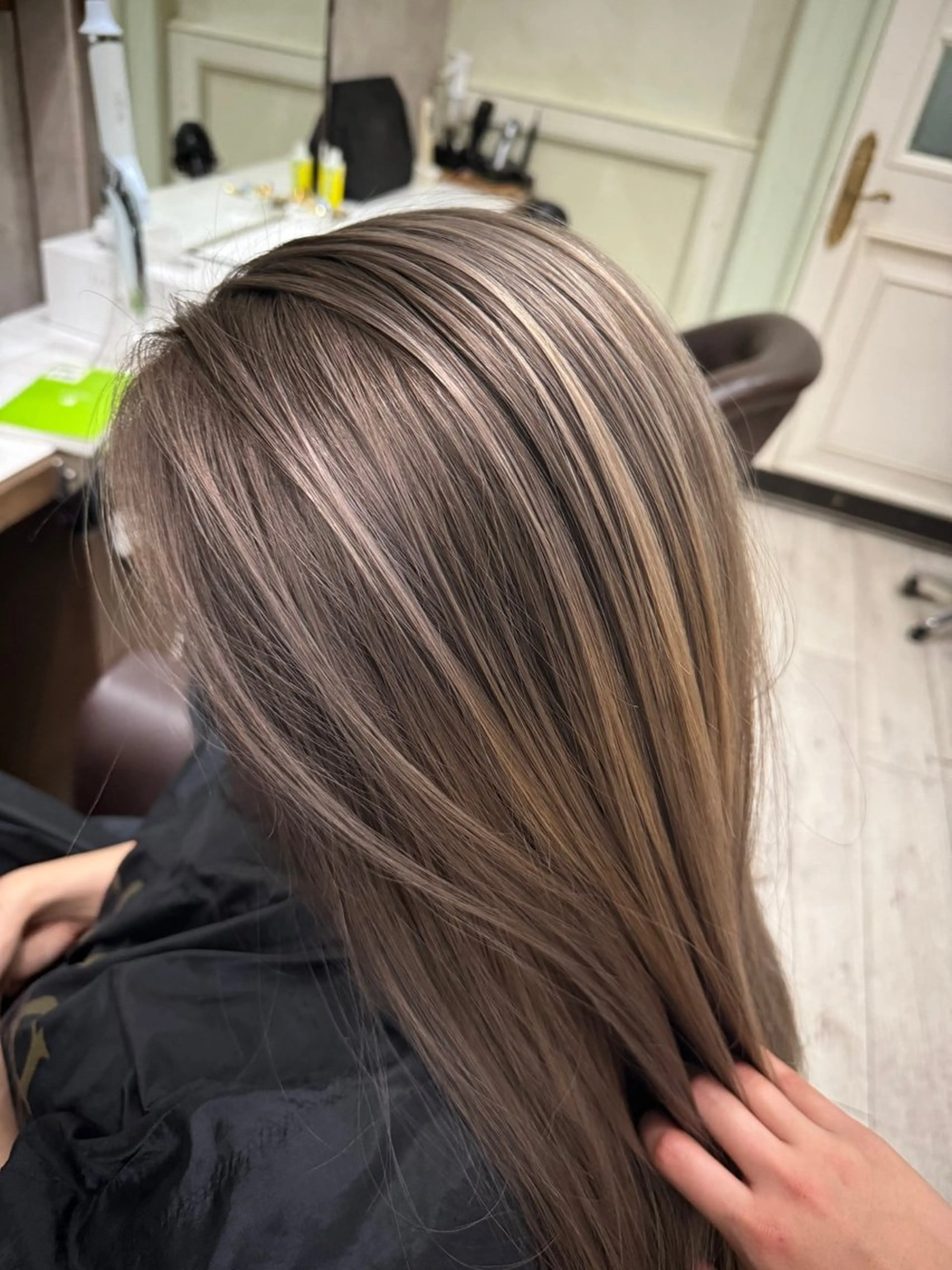 ロング nico. 心斎橋 akariのヘアスタイル