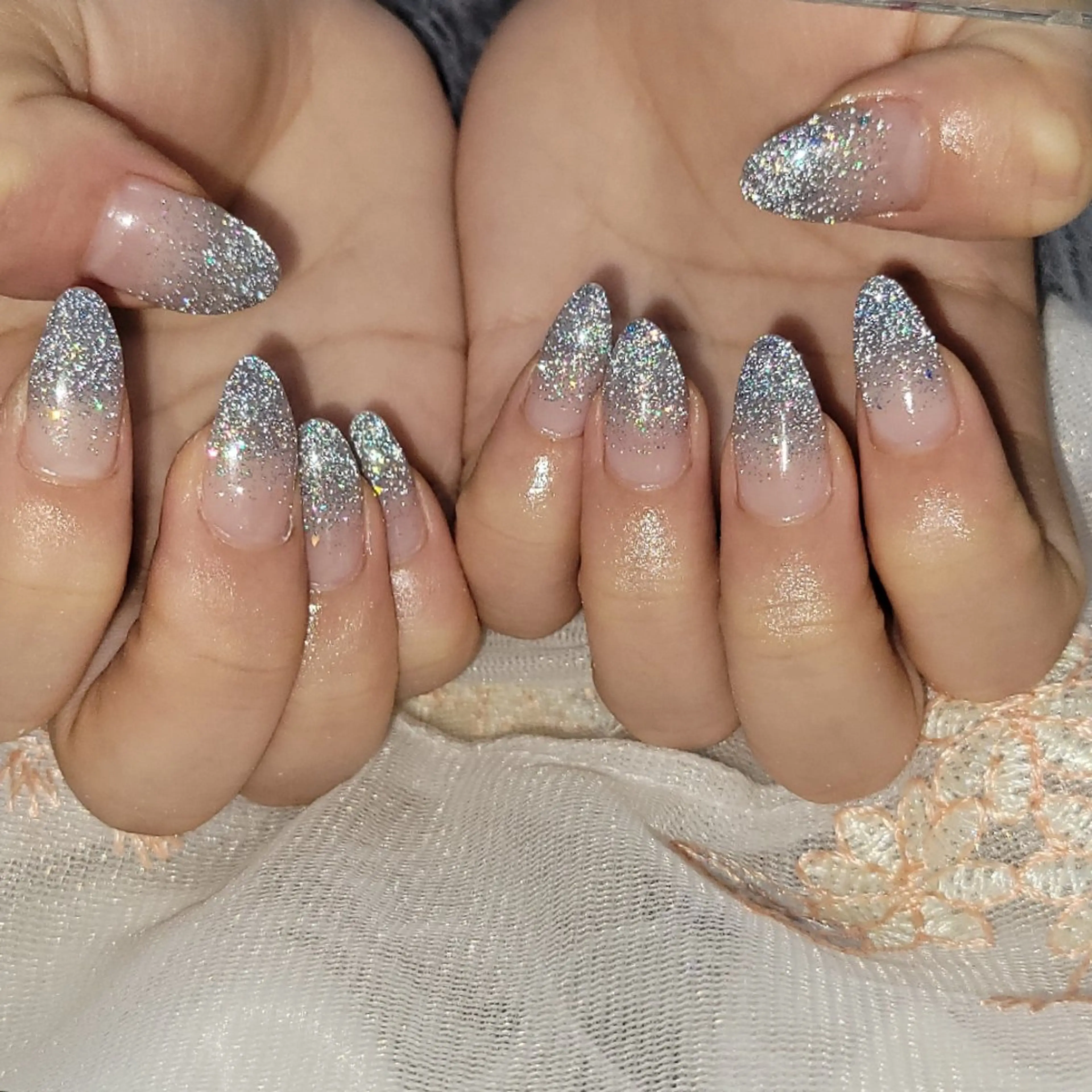 【パラジェル】ちゅるん仕上がり☆ラメグラデーション(オフ無料)の写真