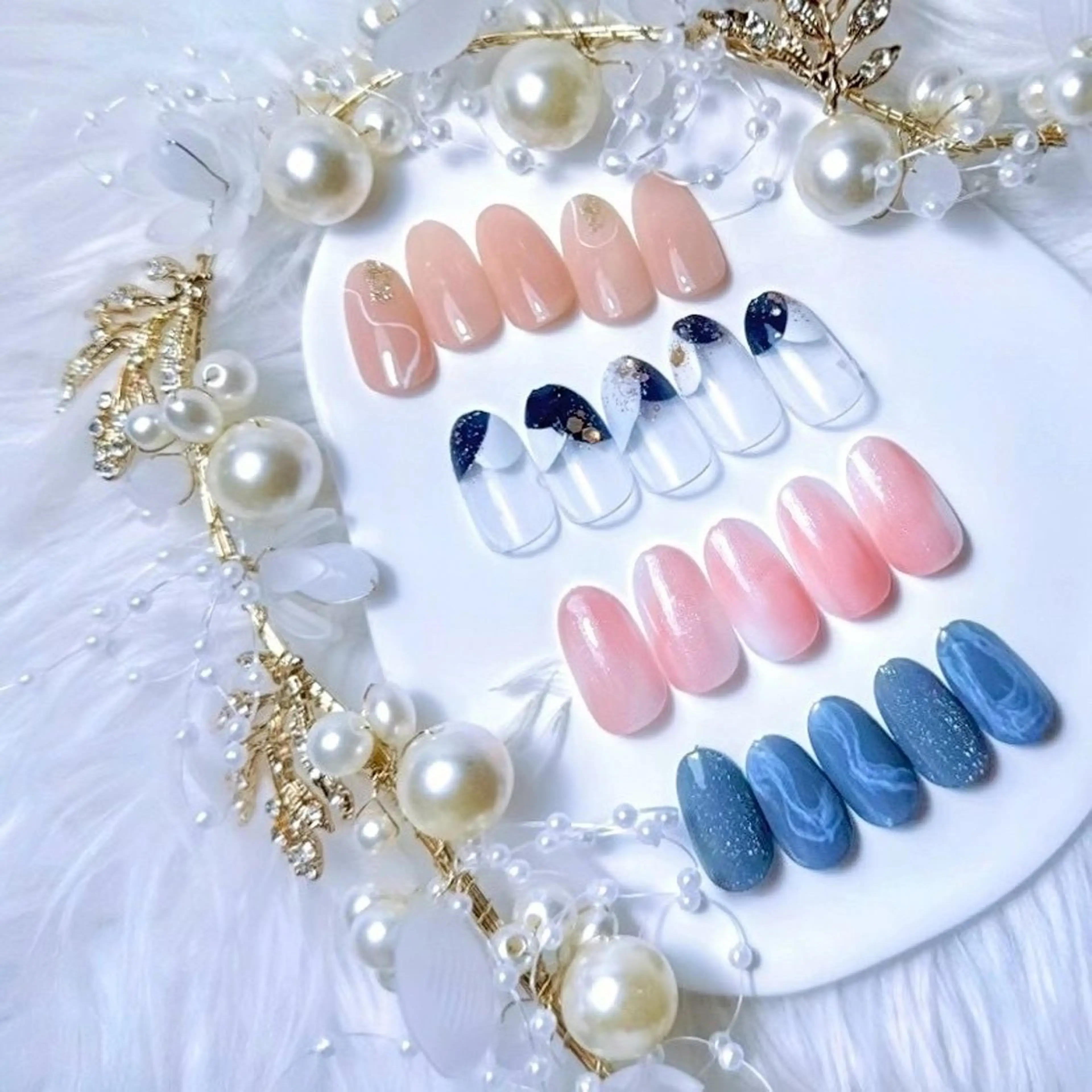 ネイル ニュアンスネイル シンプルネイル ハンドネイル 𝑬𝑹𝑰𝑲𝑨 𓂃🎀𓈒𓏸のネイルデザイン