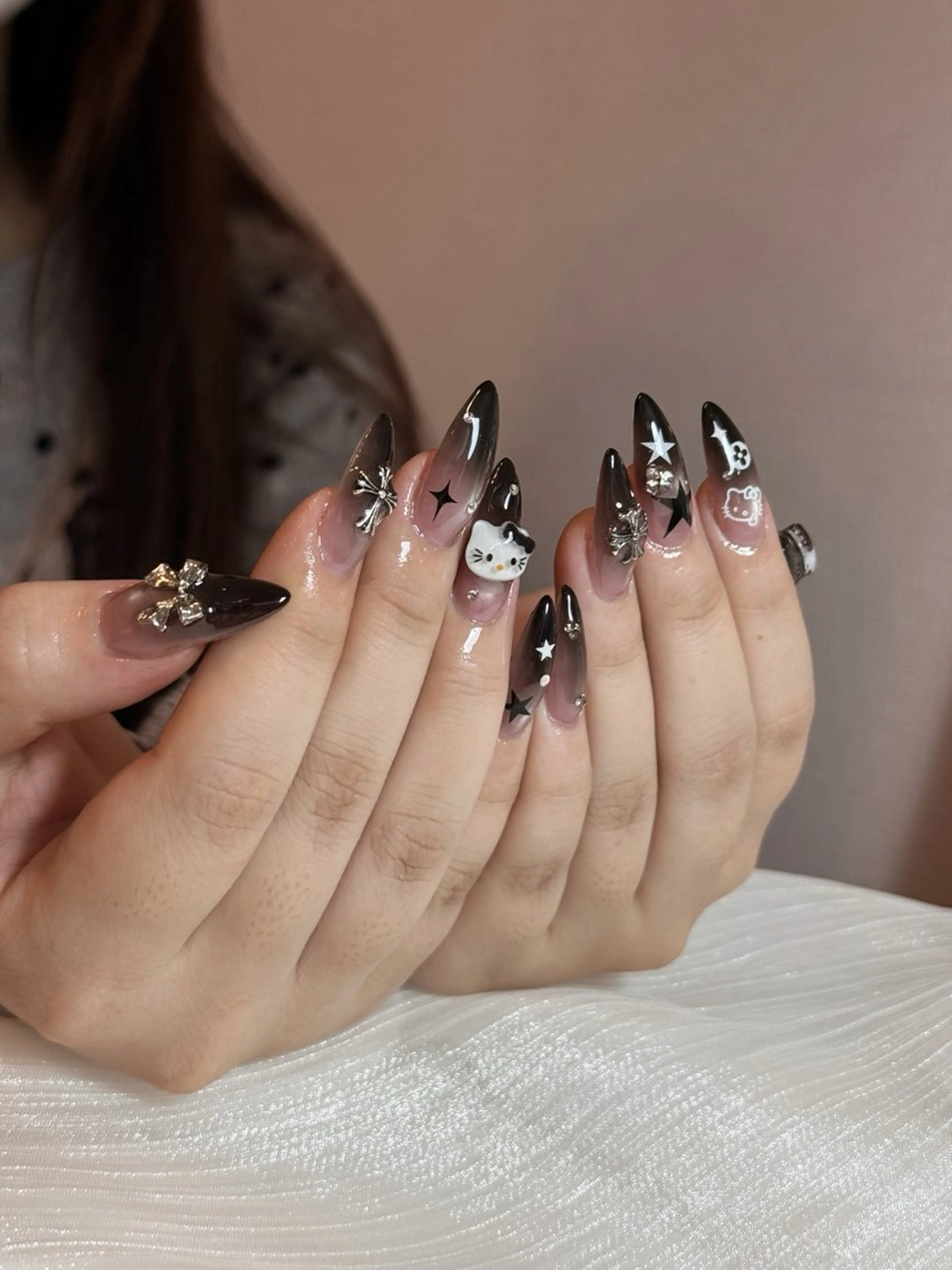 ネイル MIO nail   Osaka所属・Mio nail Osakaのネイルデザイン