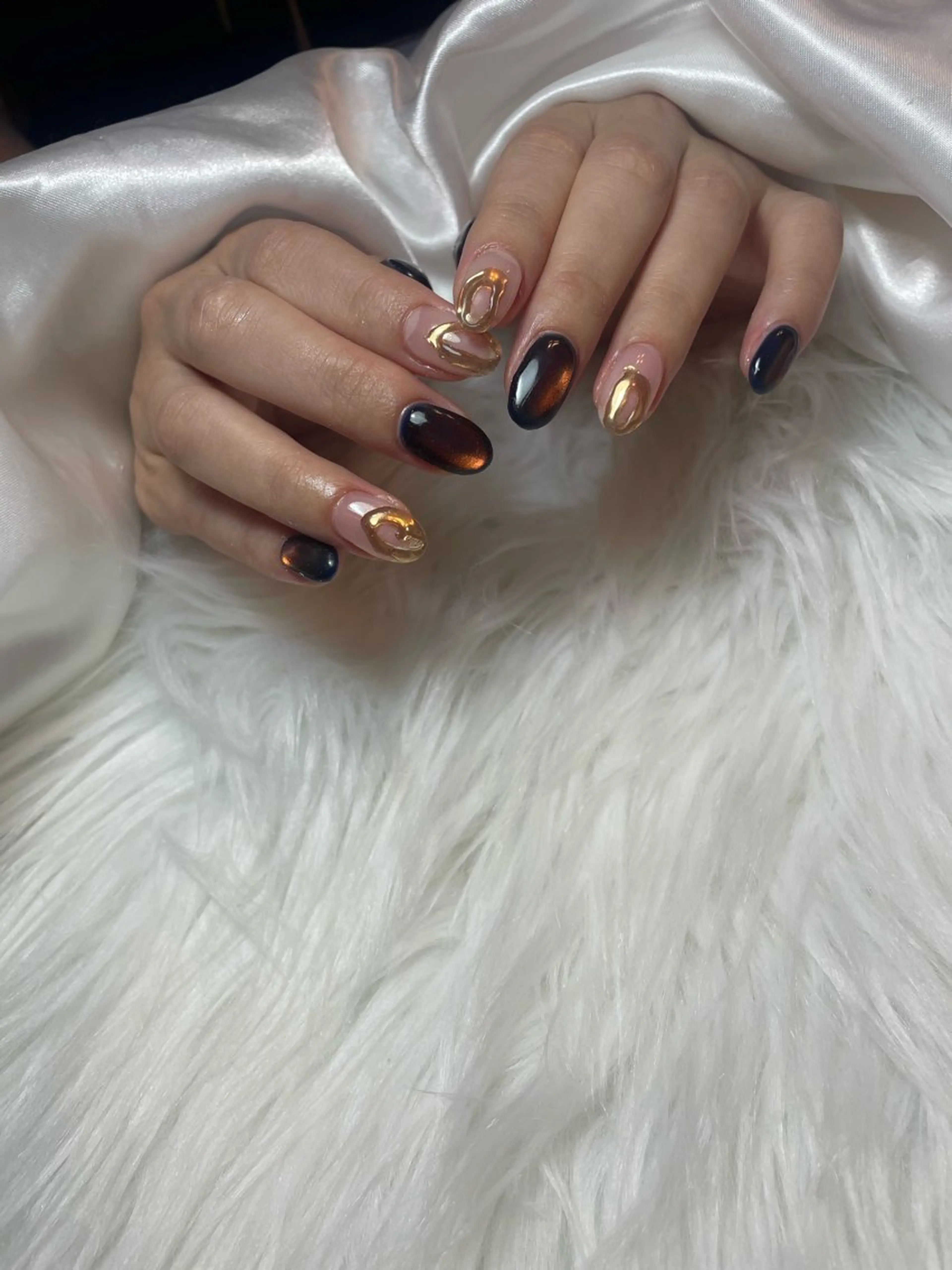 ネイル ブルー フレンチネイル キラキラネイル 韓国ネイル マグネットネイル ハンドネイル timtam --sakiのネイルデザイン