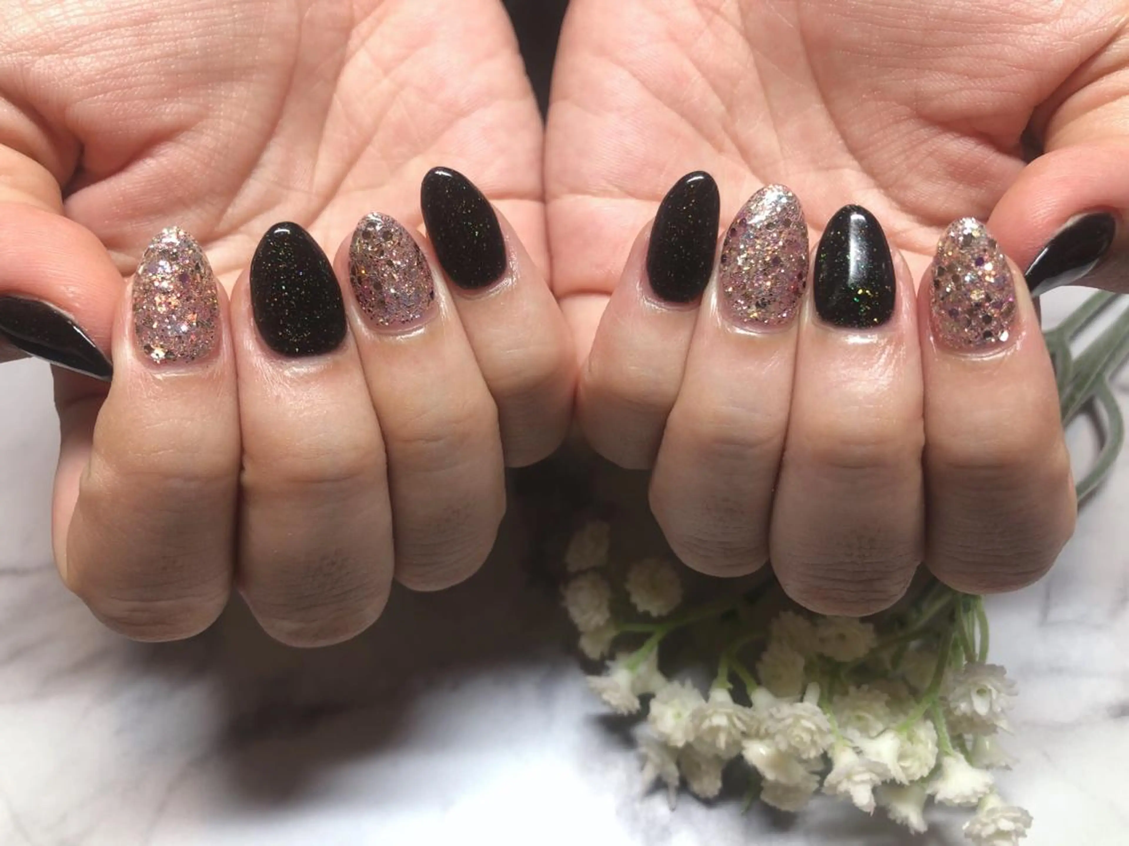 ミディアム Home salon Rのネイルデザイン