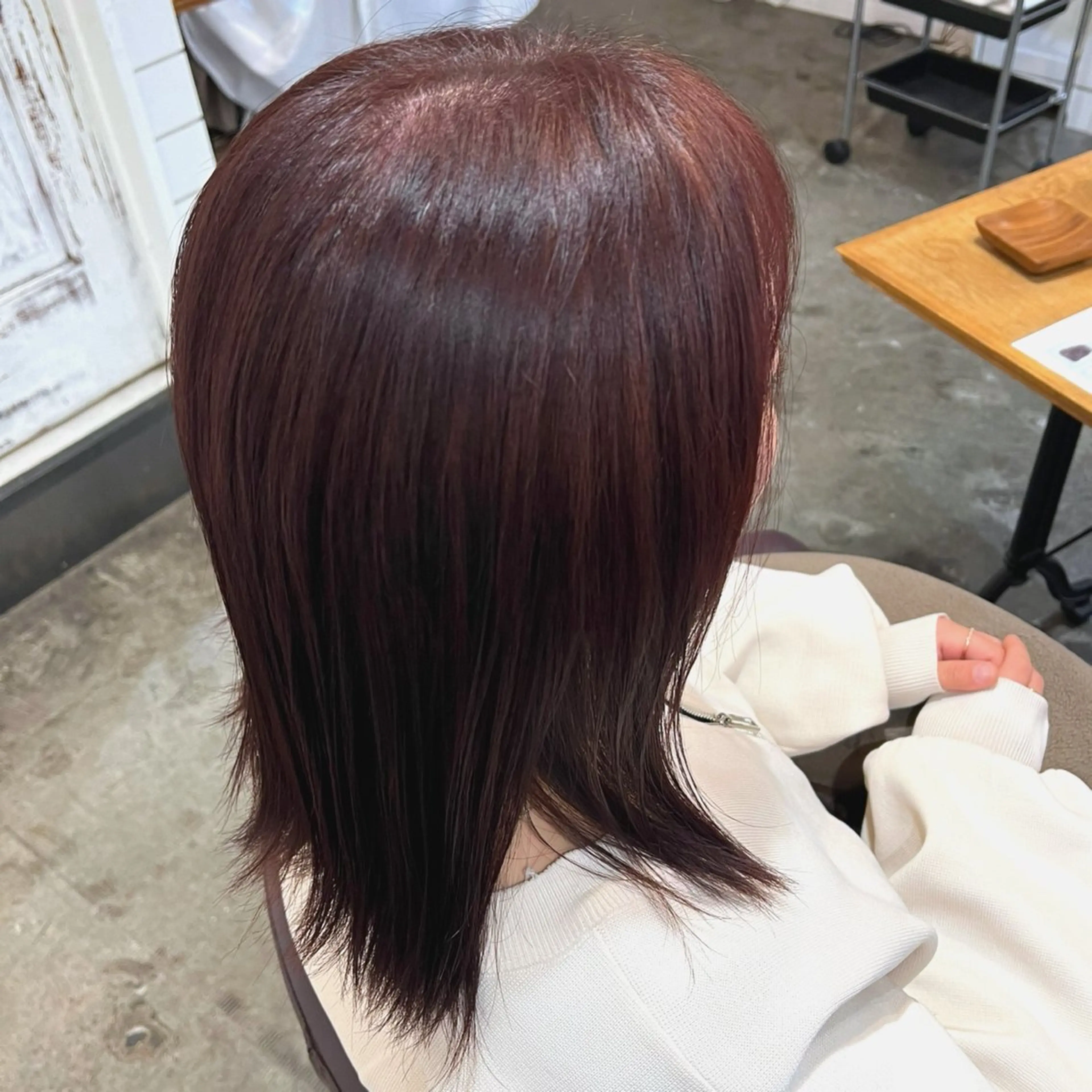 ミディアム ピンクブラウン Dia ‎ アキヨシ ミユのヘアスタイル