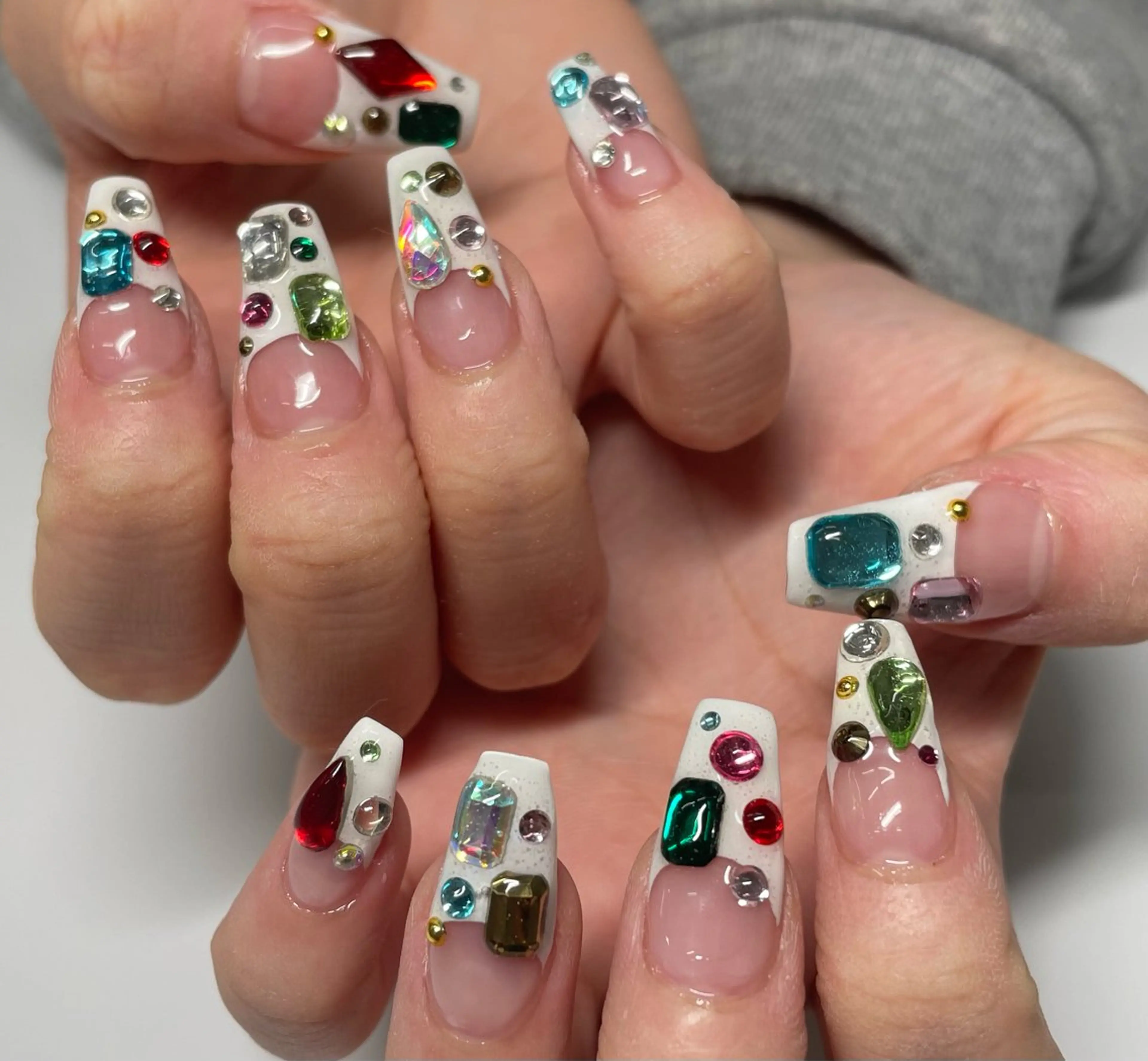 ネイル アートネイル フレンチネイル ジェルネイル グラデーション 韓国ネイル ハンドネイル WOLTOKYO池袋 ★chiakiのネイルデザイン