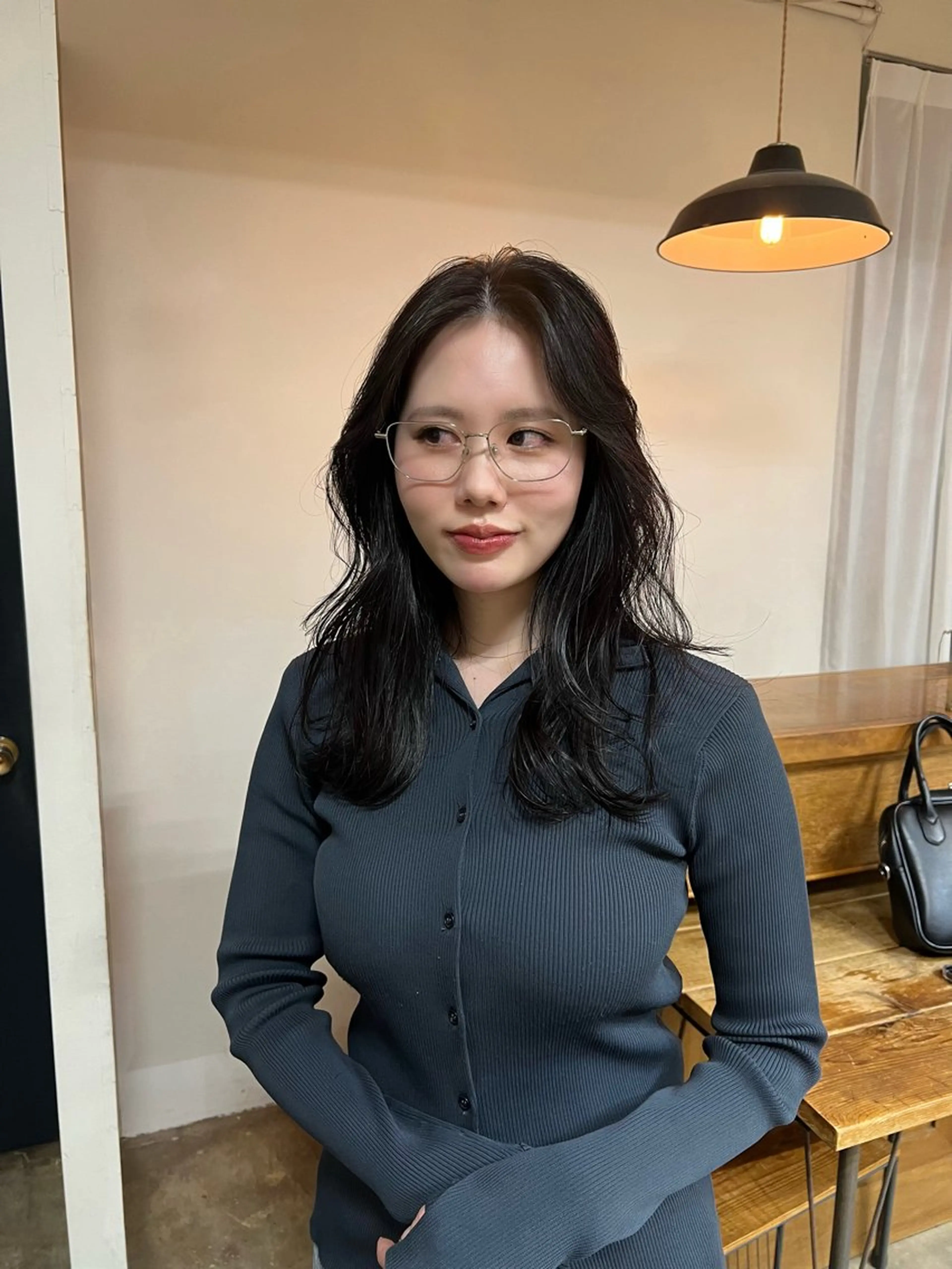 セミロング まろやか透明感カラー ♡MANAのヘアスタイル