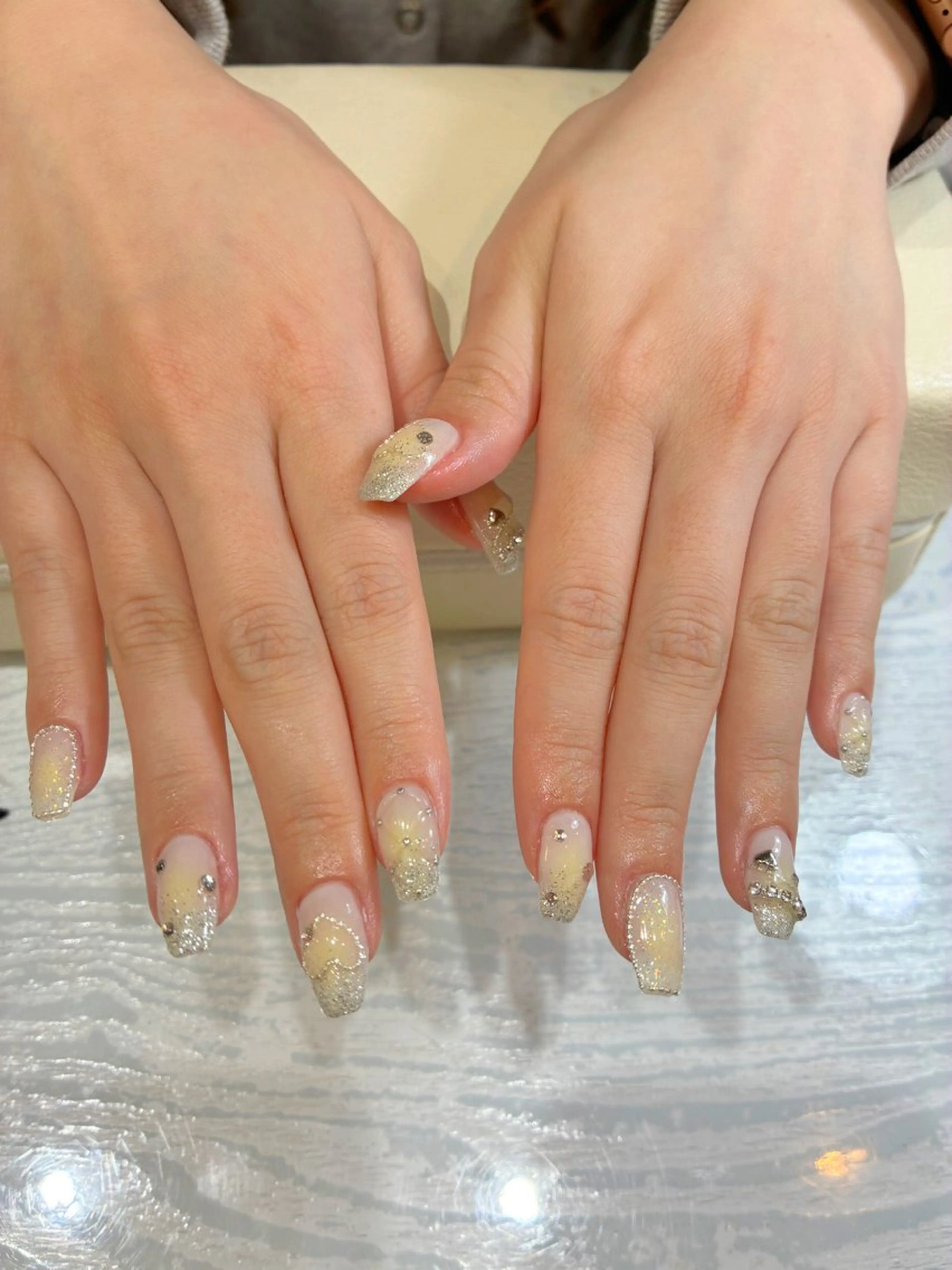 ネイル 持ち込み Nest 岩崎のネイルデザイン