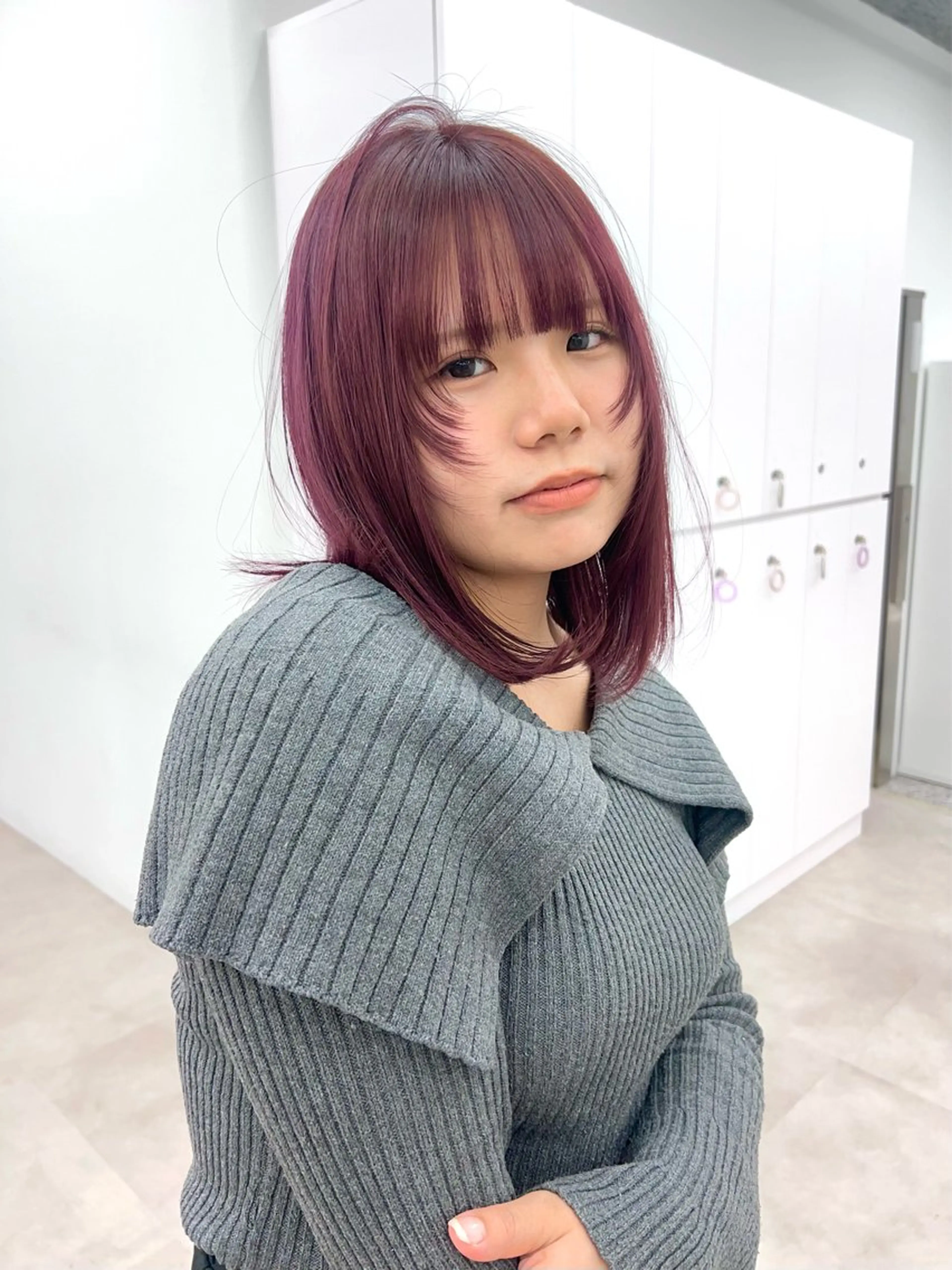 ミディアム ヘアカラー ✨ブリーチ/顔周り レイヤー¦YUKA✨のヘアスタイル