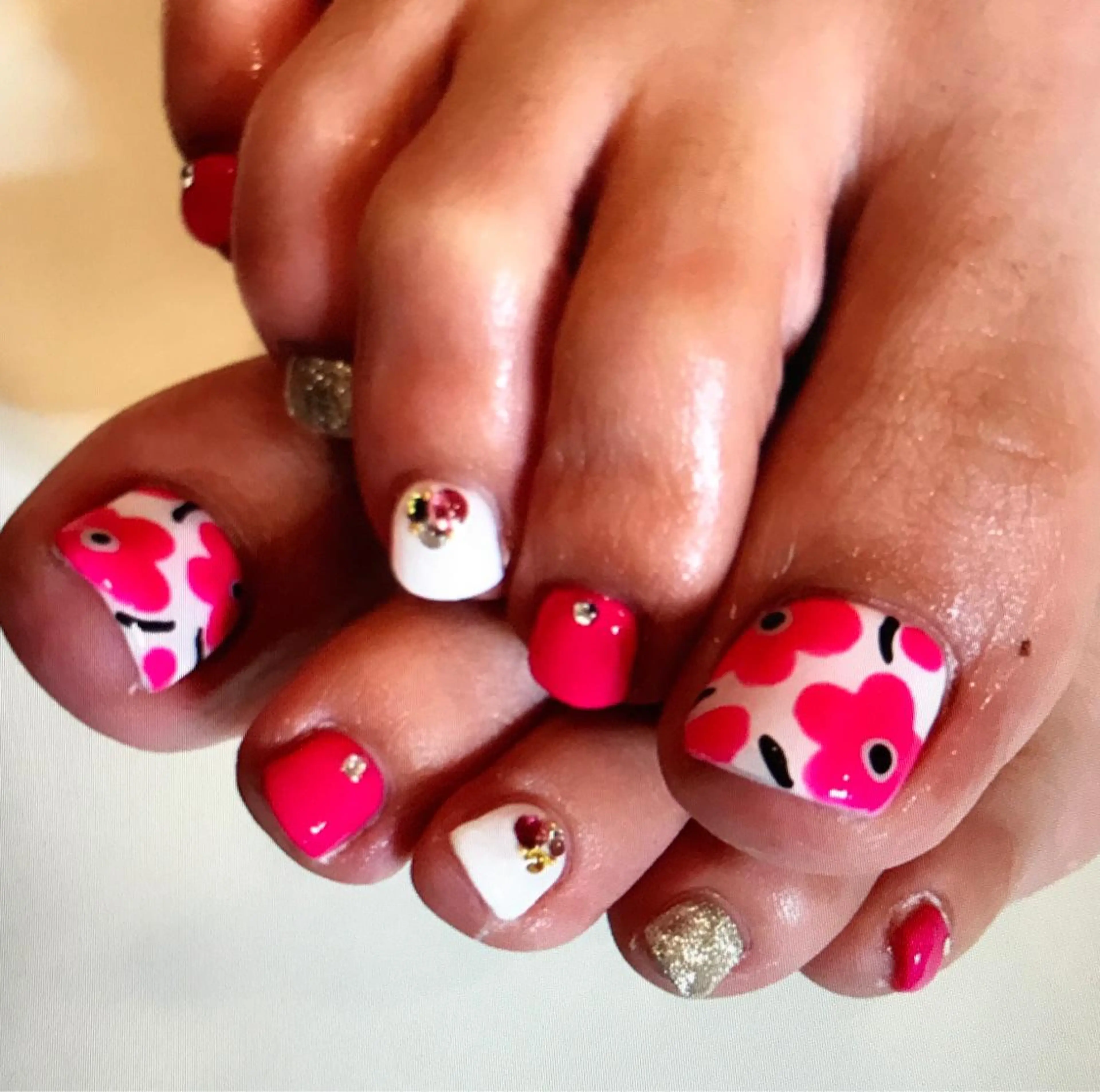 ネイル アートネイル ストーンネイル ネイル/耳つぼ /新ホワイトニングのネイルデザイン