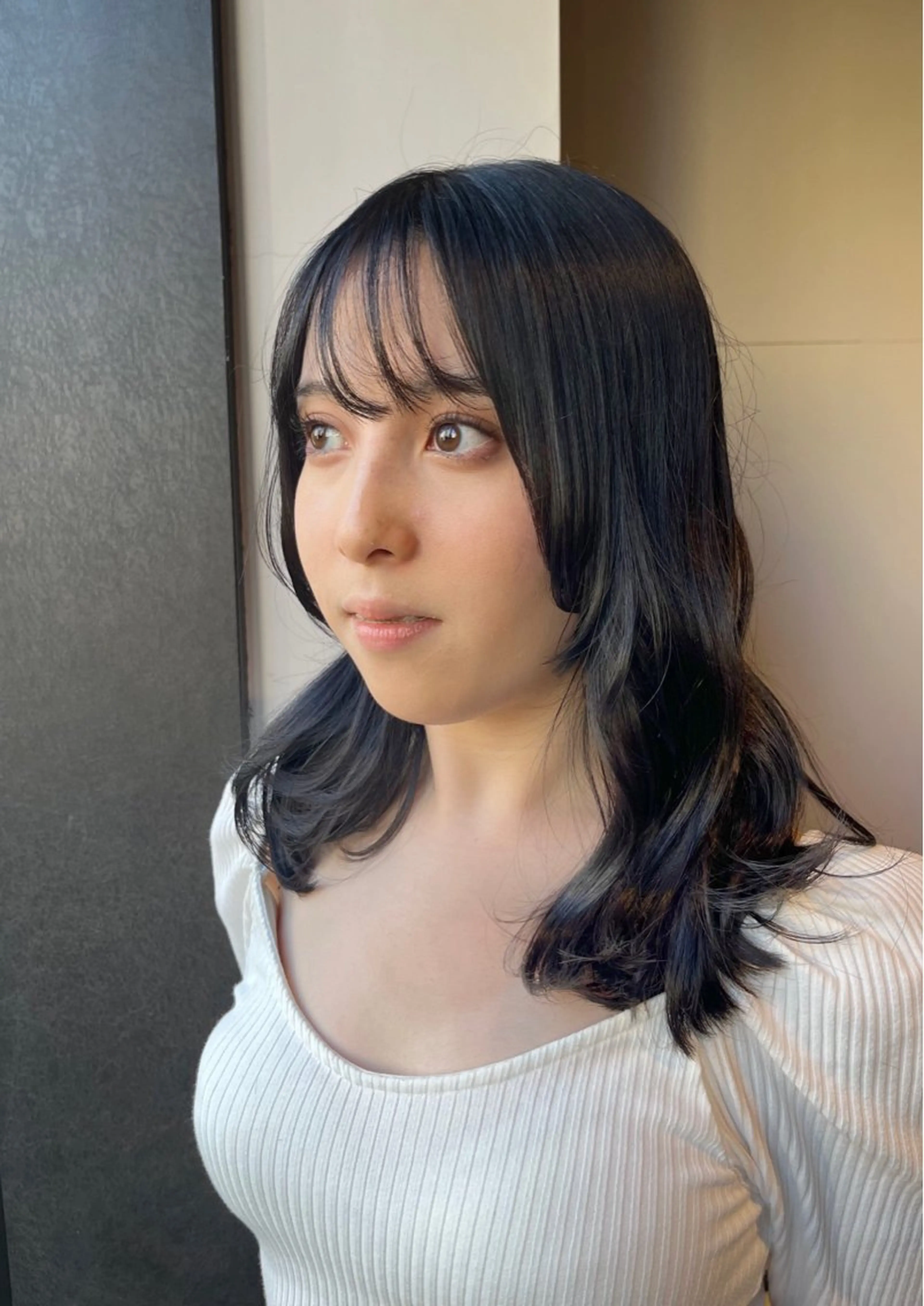 ロング カラー ベージュ/グレージュ 恵比寿/丸山陽平のヘアスタイル