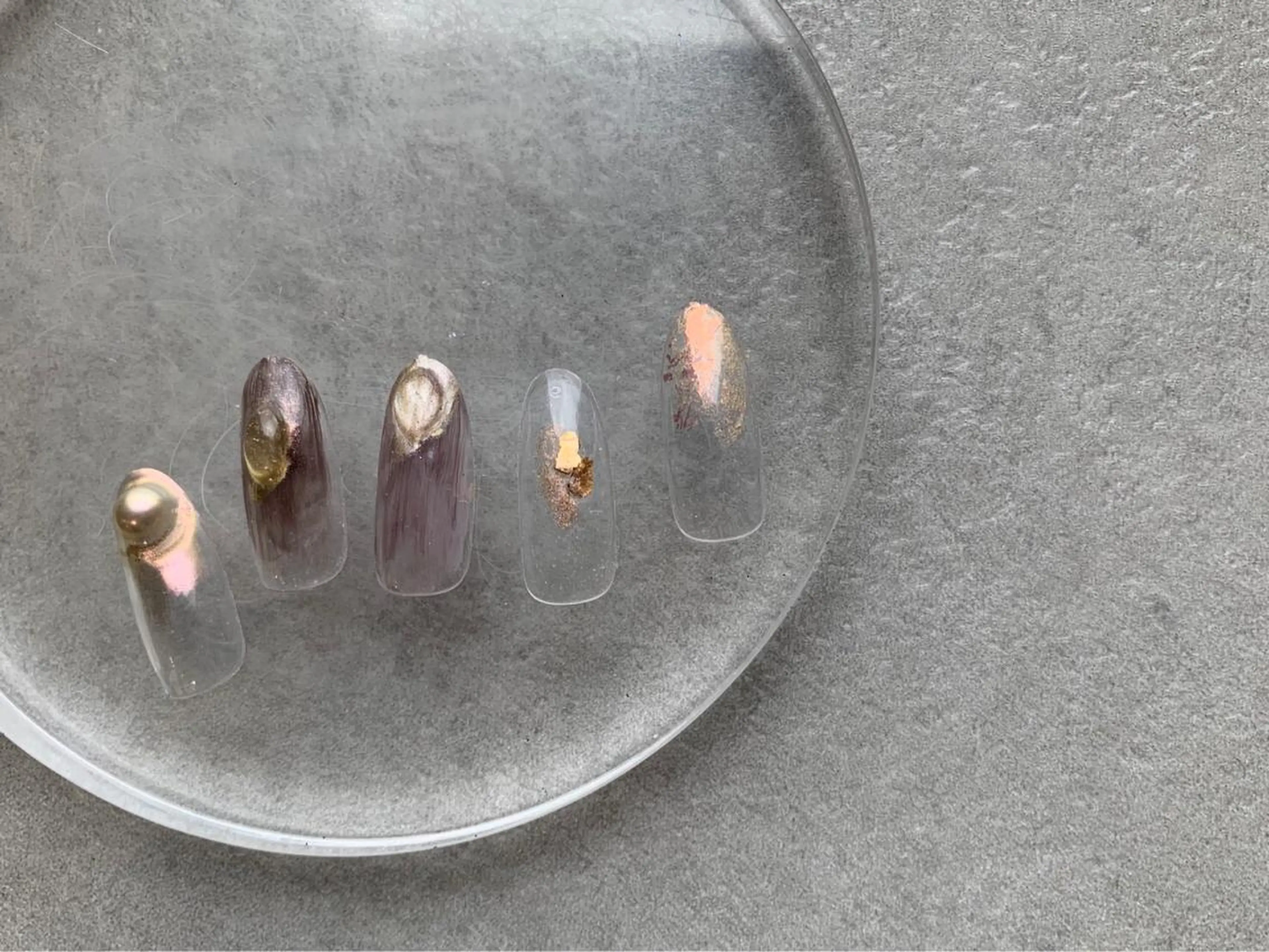 ネイル 友田 晴香のネイルデザイン