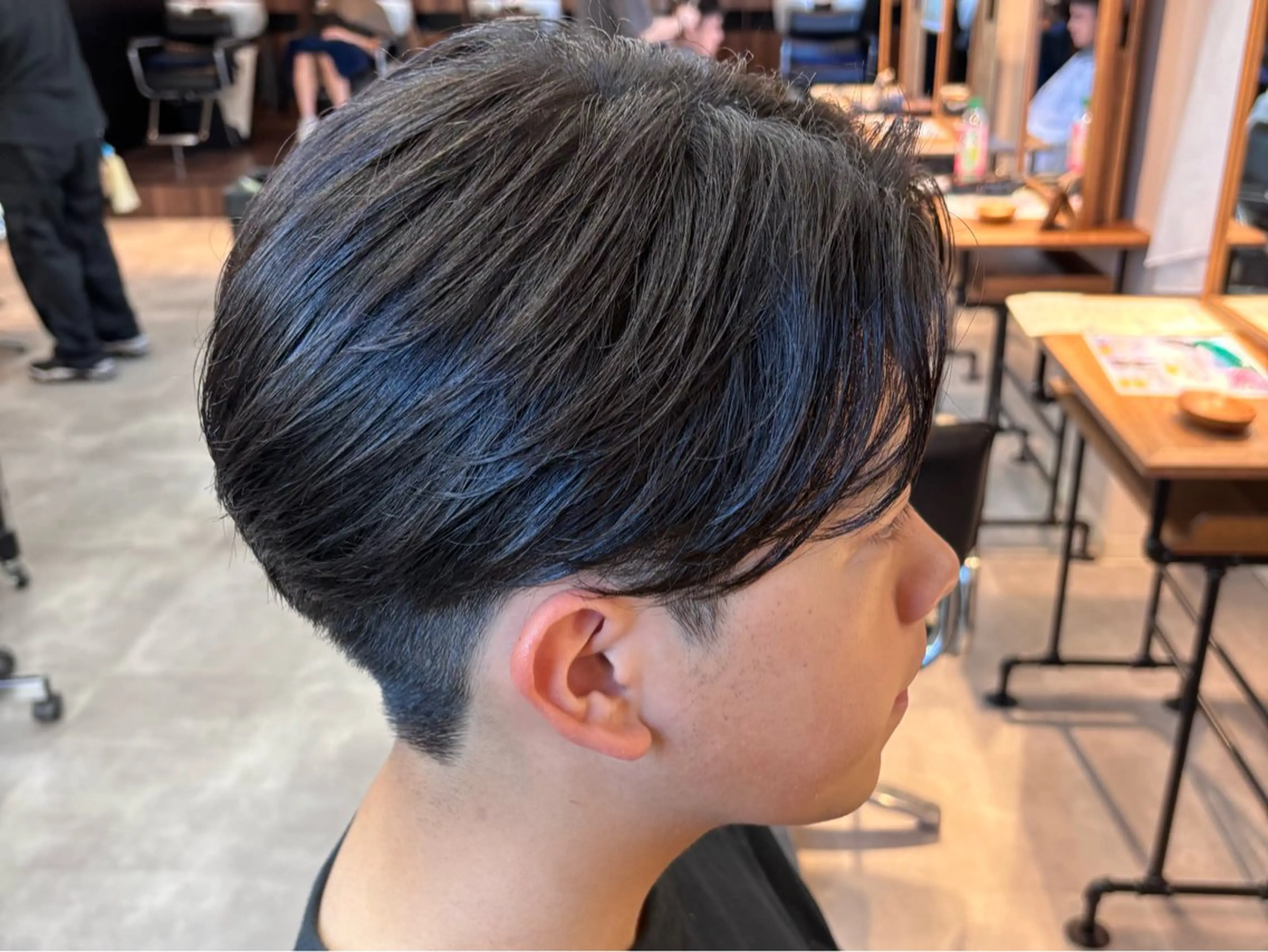 ショート メンズ カット 男に磨きをかけるフェ ードヘア👊🏼/森のヘアスタイル