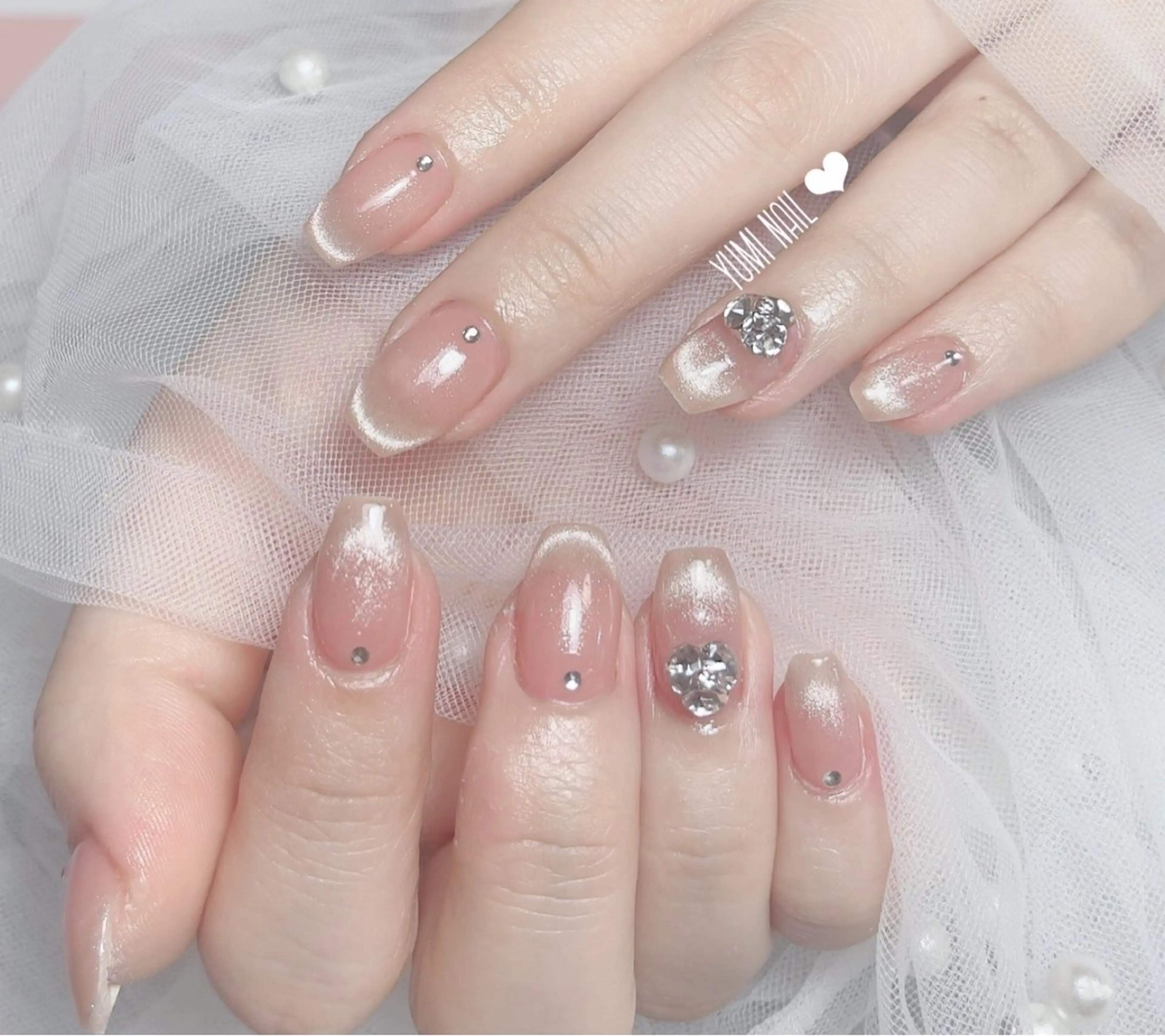 ネイル ハンドネイル 𝐲𝐮𝐦𝐢🎀 長さ出しデザイン専門のネイルデザイン