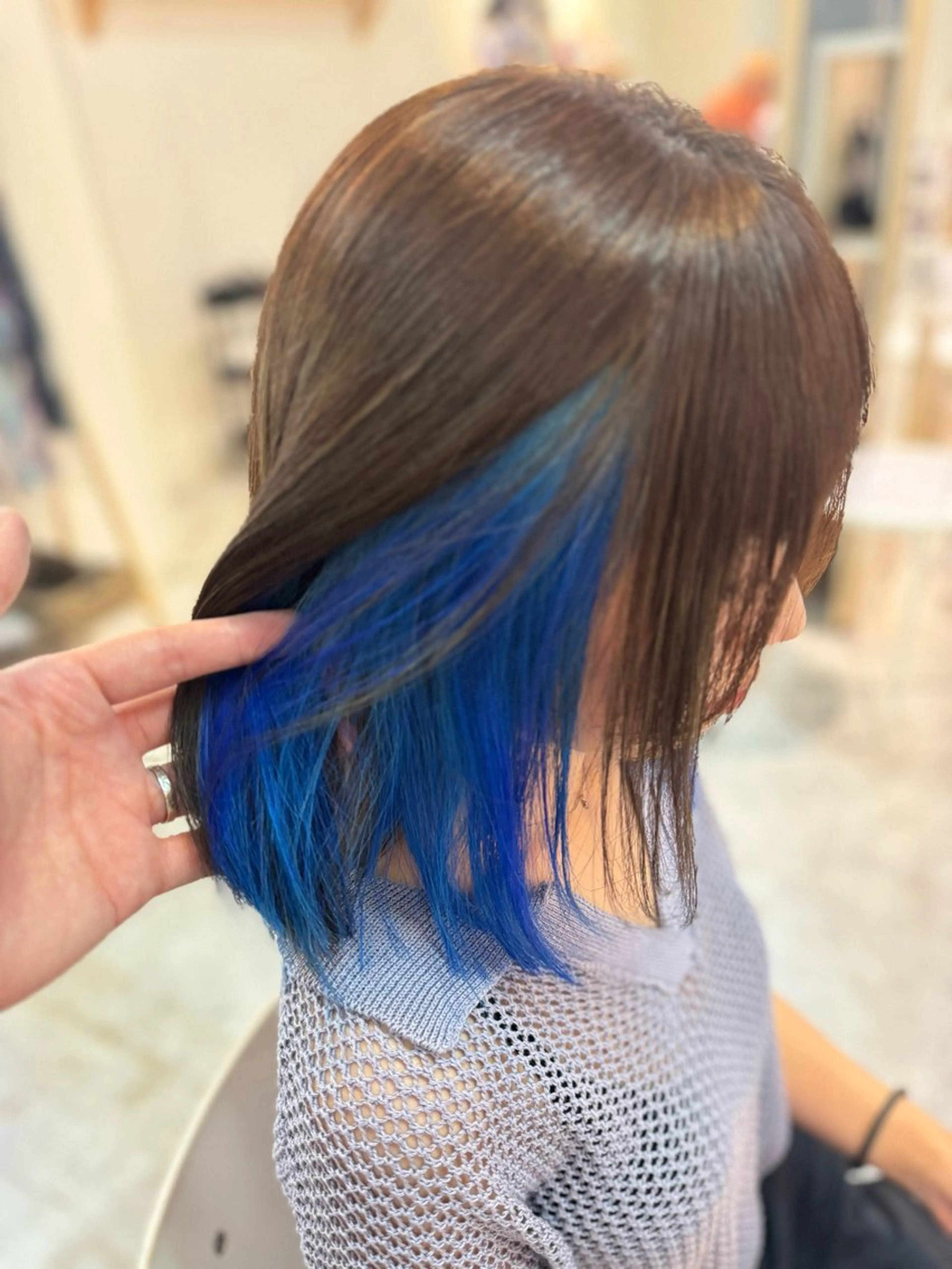 セミロング カラー デザインカラー AMRITA所属・men'sｶｯﾄ ﾊﾟｰﾏ🫧ｼｵﾝのヘアスタイル