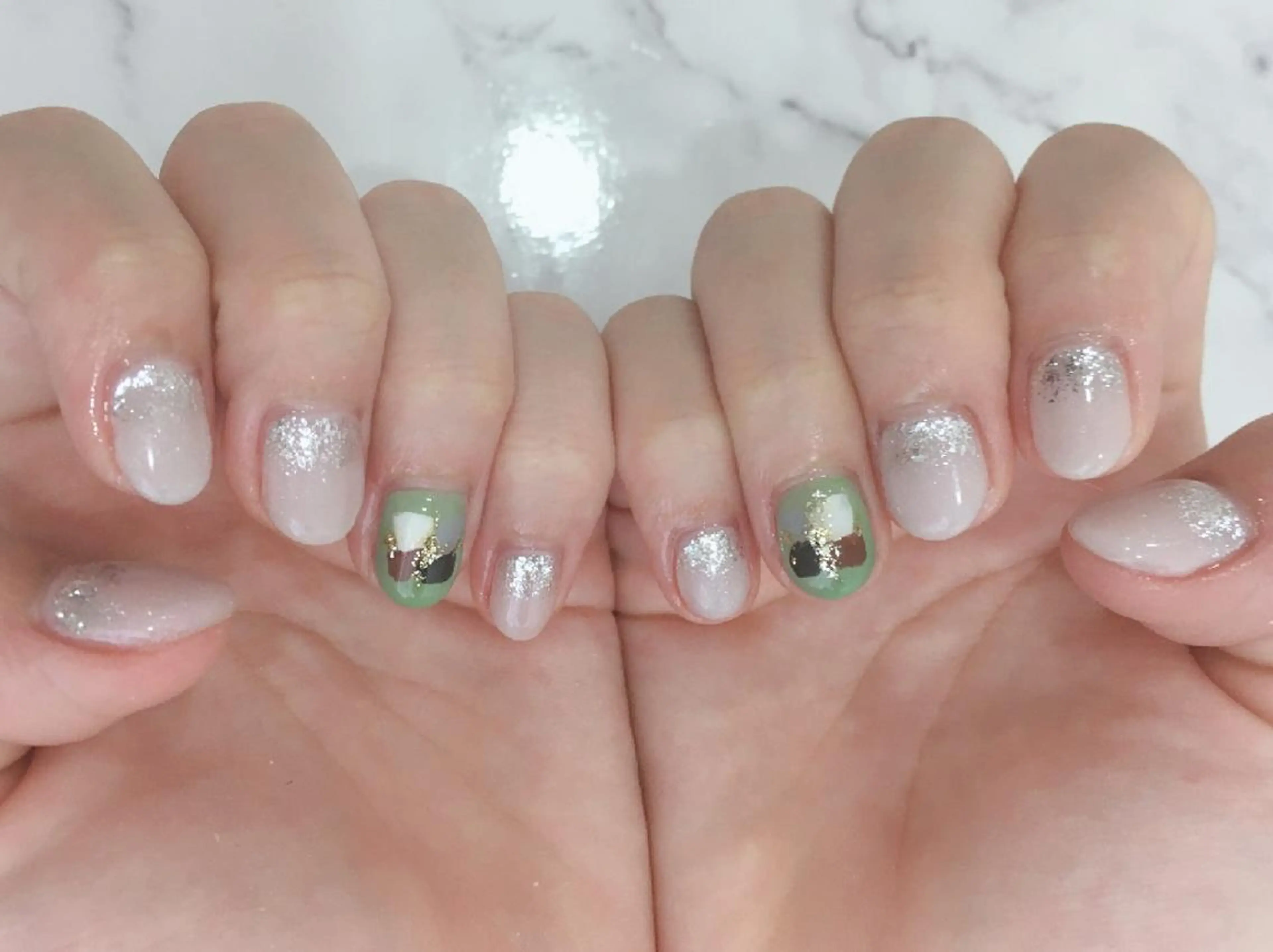 ネイル フラワーネイル ネイル&フラワーサロン〜Ri✦hiro〜鳥栖店所属・HIRATA RIEのネイルデザイン