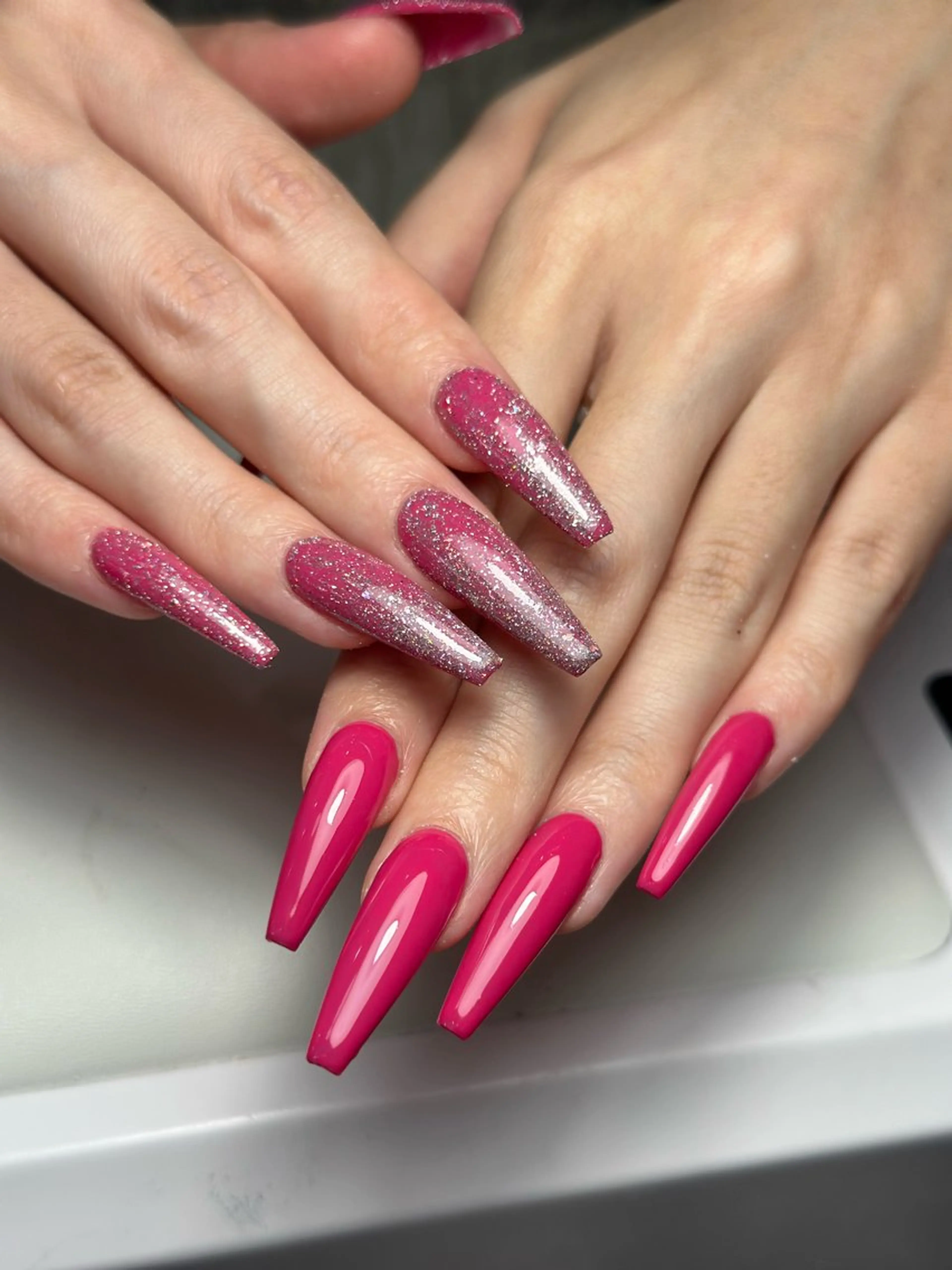 ネイル フレンチネイル グラデーション 韓国ネイル マグネットネイル シンプルネイル ハンドネイル CoMo Nail Studio所属・CoMo Nailのネイルデザイン