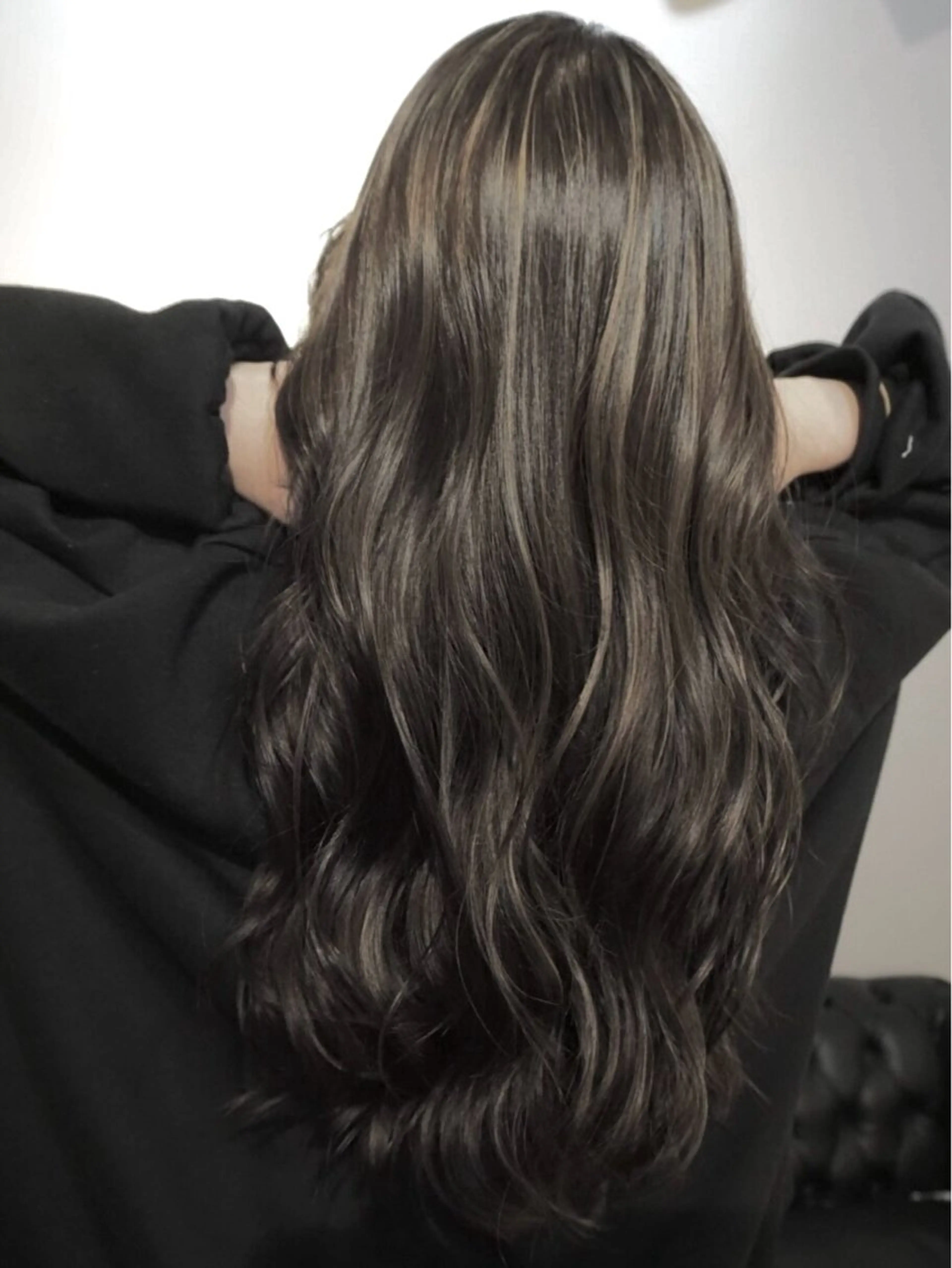 「人気NO.1」medium/long ナチュラルハイライト＋organicカラー🌿‬＋カット＋トリートメント✨️の写真