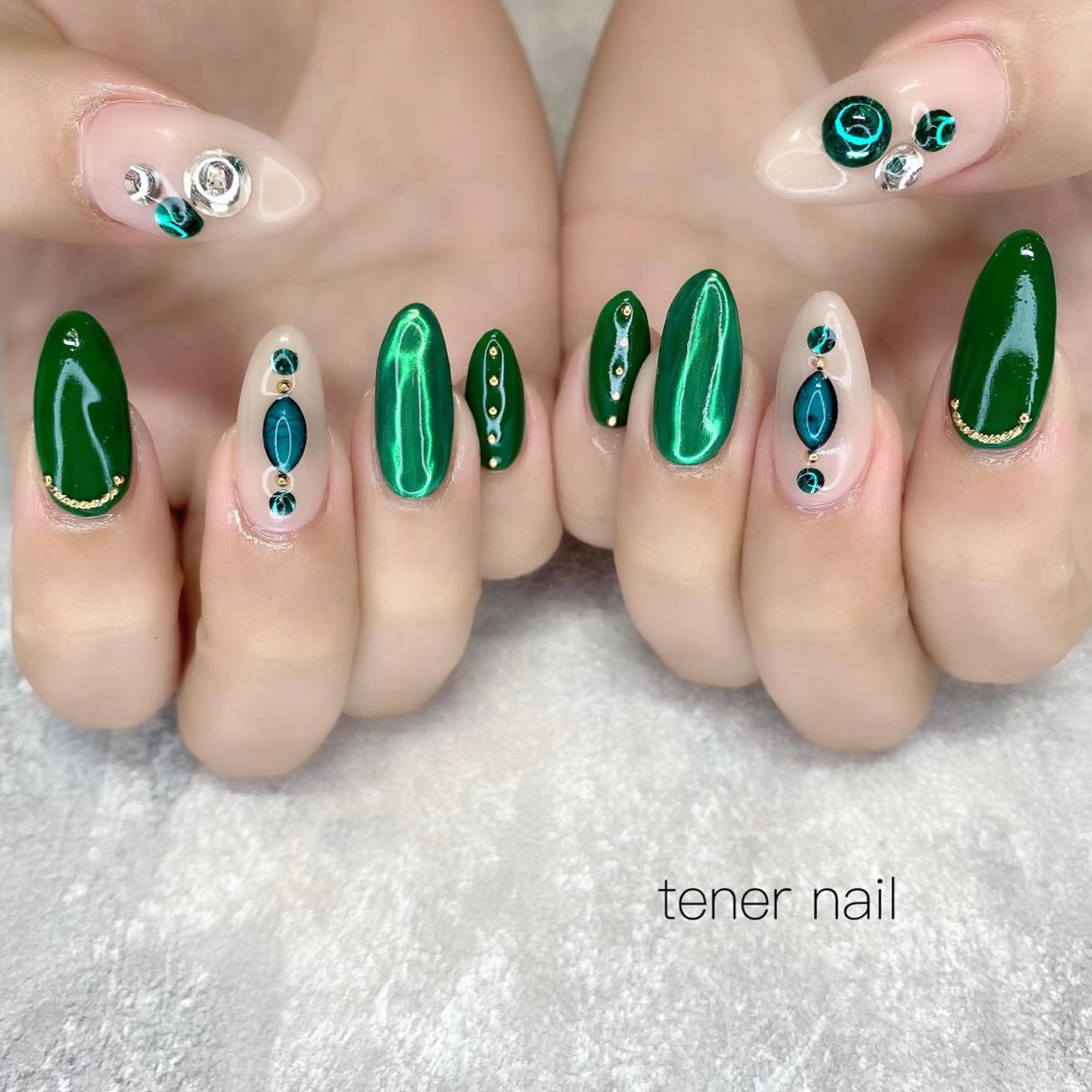 ネイル グリーン tener  nail  テネルネイル所属・テネルネイル tener nailのネイルデザイン
