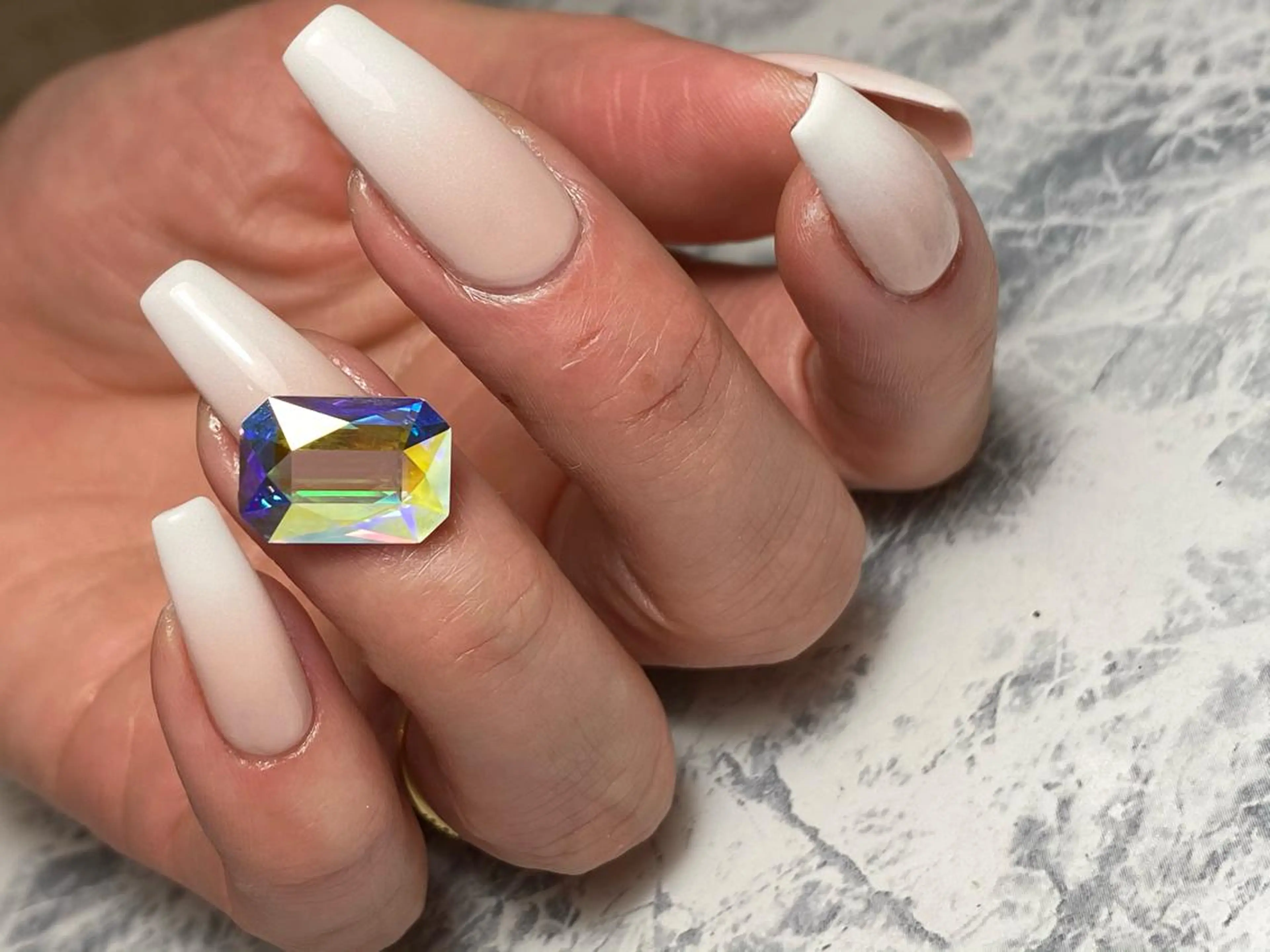 ネイル private salon TOMOMINAILs所属・TOMOMI NAILsのネイルデザイン