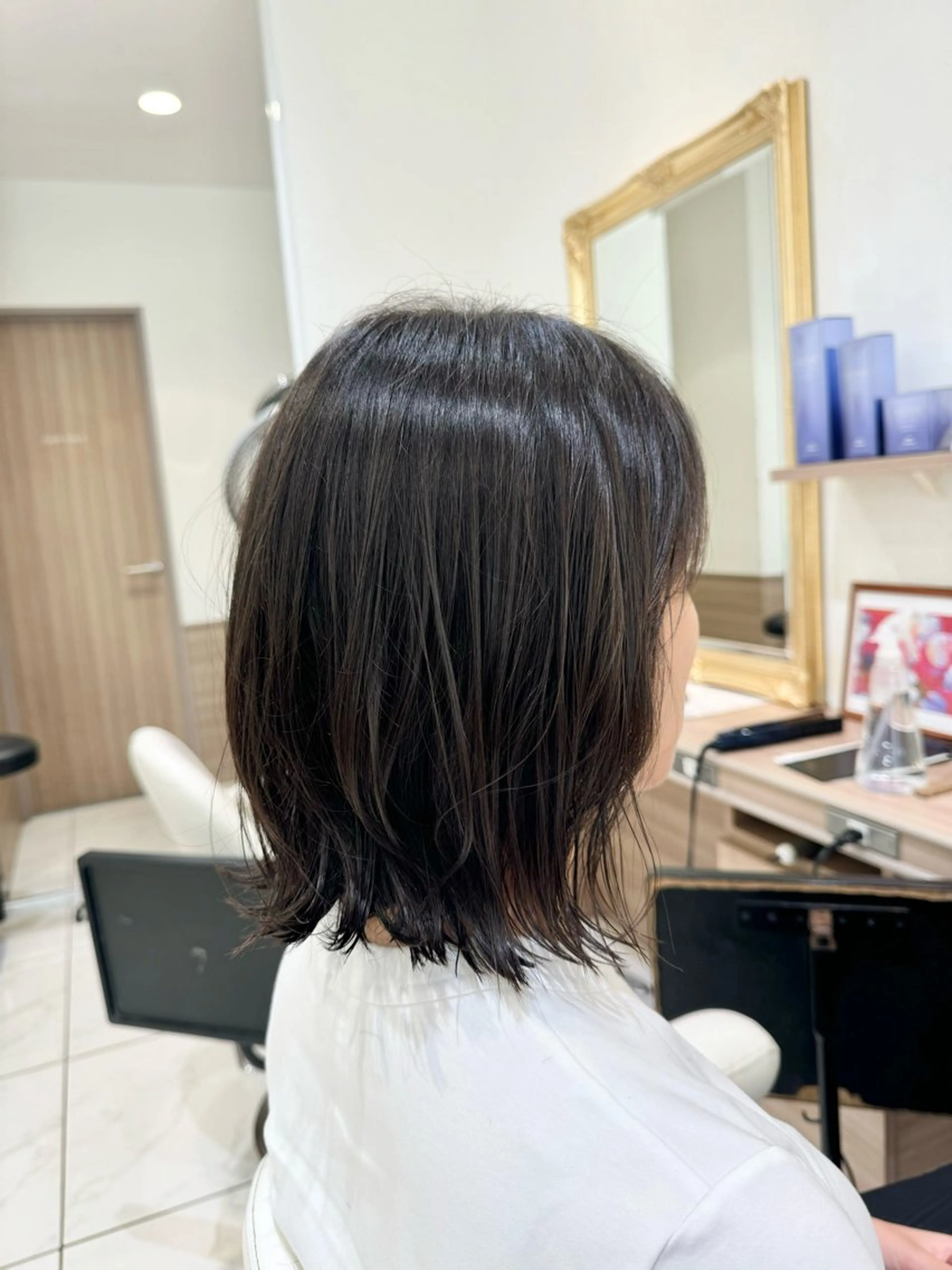 ミディアム カット 中村 楓のヘアスタイル