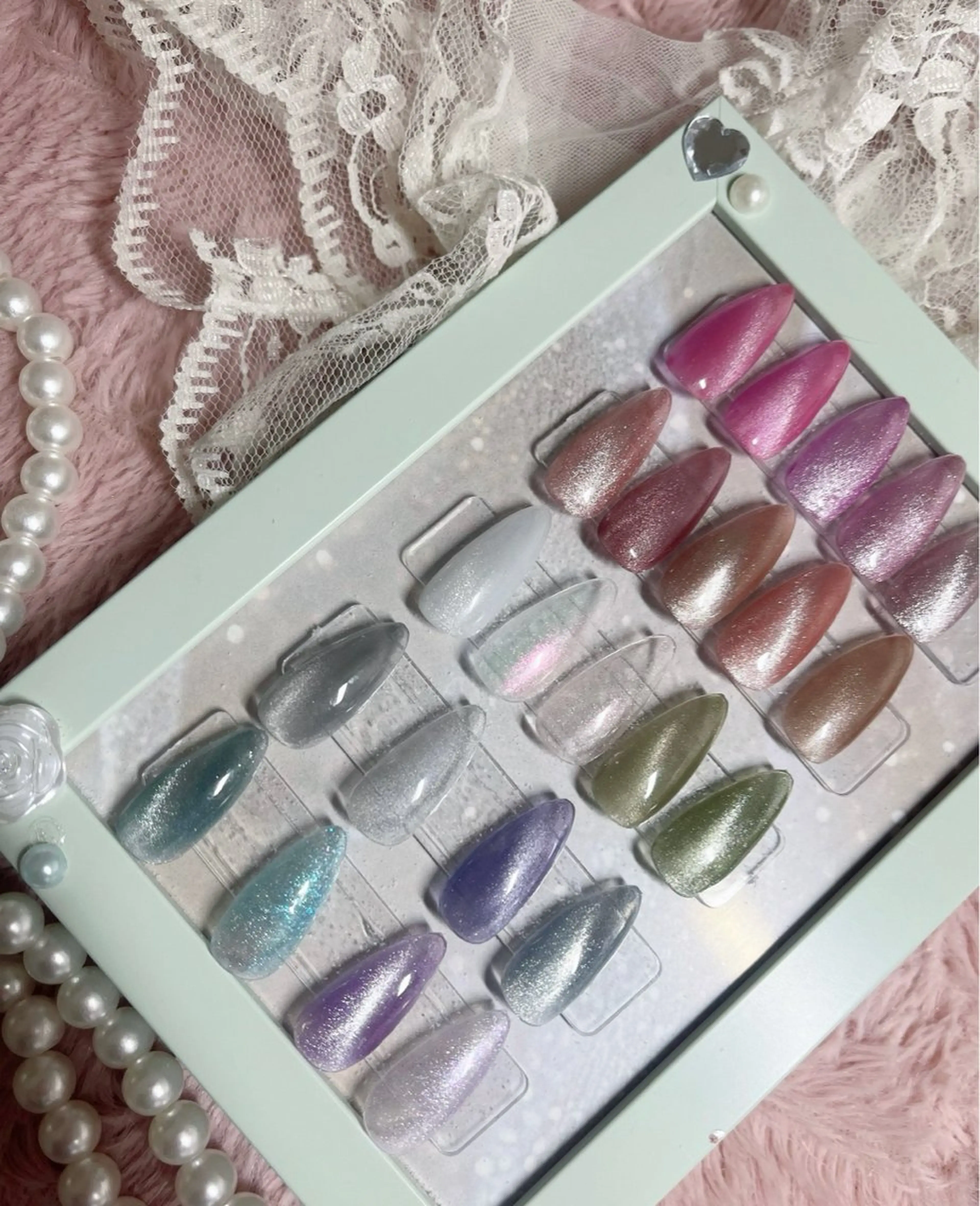 ♡ご新規様♡ ◎Foot 👣 ジェルネイル🤍マグネット< オフなし >  🛁フットバス、甘皮ケア付✨の写真