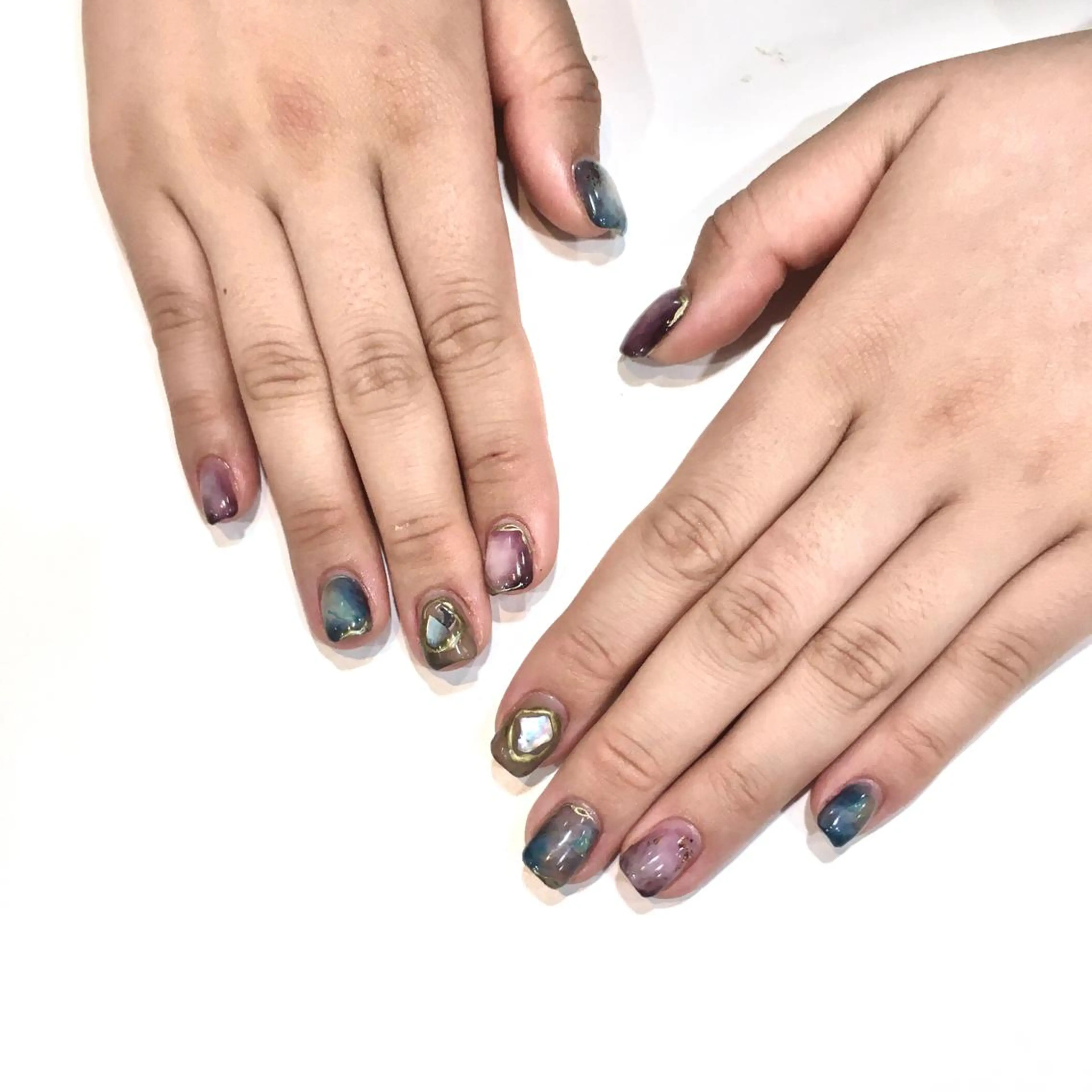 ネイル Allure小山店 Maiのネイルデザイン