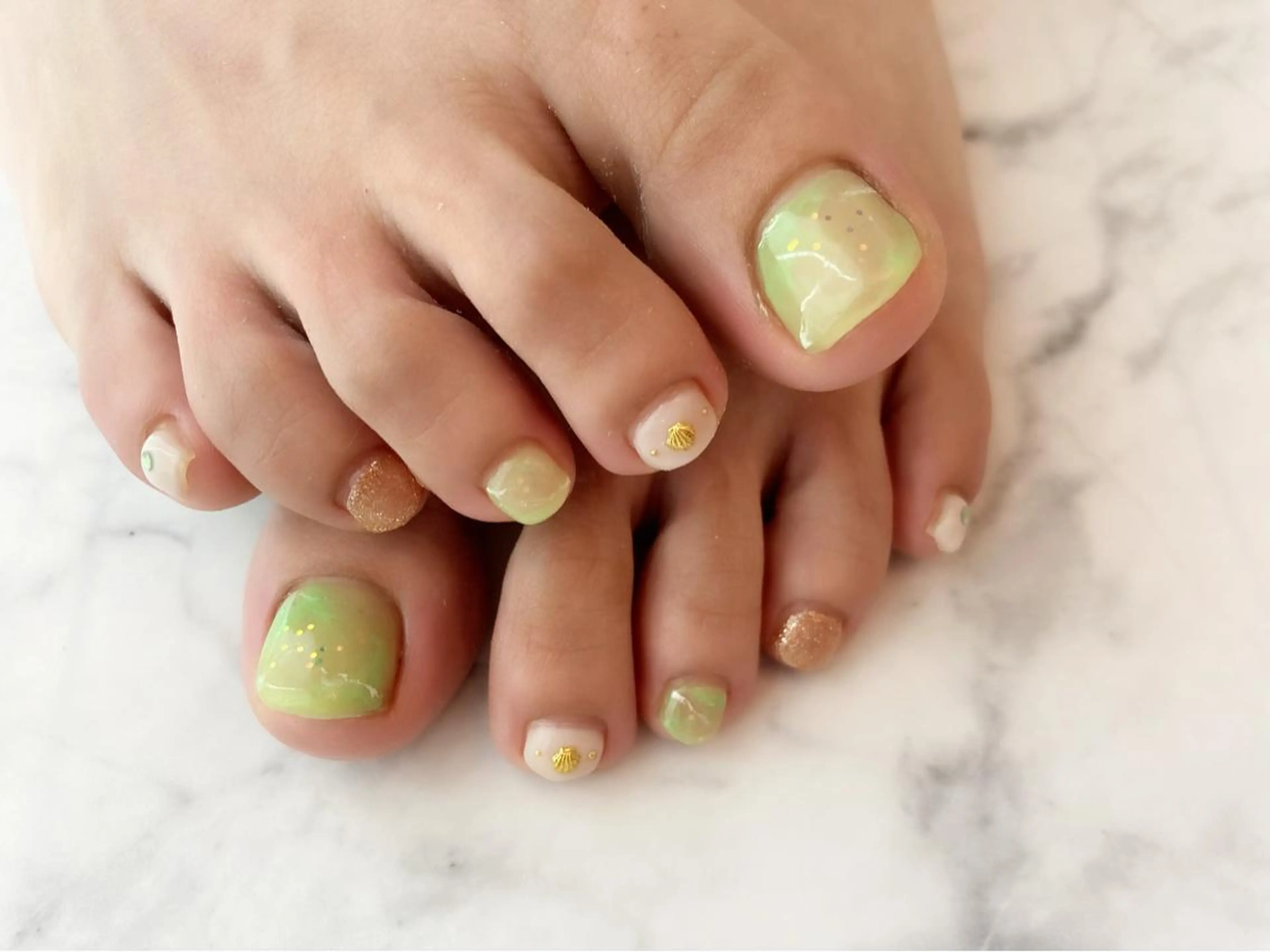 ネイル フットネイル エース ネイルのネイルデザイン