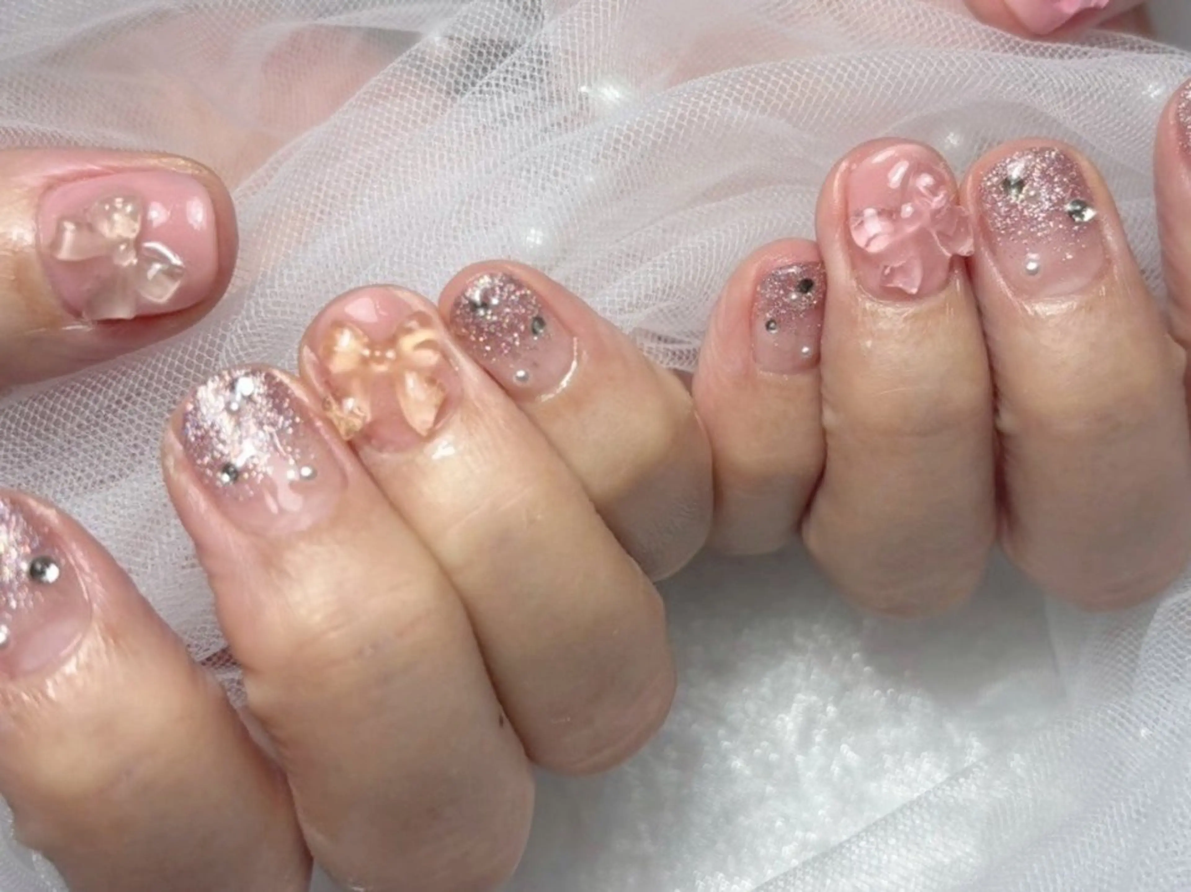 ネイル リボン ハンドネイル Mia nail 【⠀ミアネイル 】のネイルデザイン