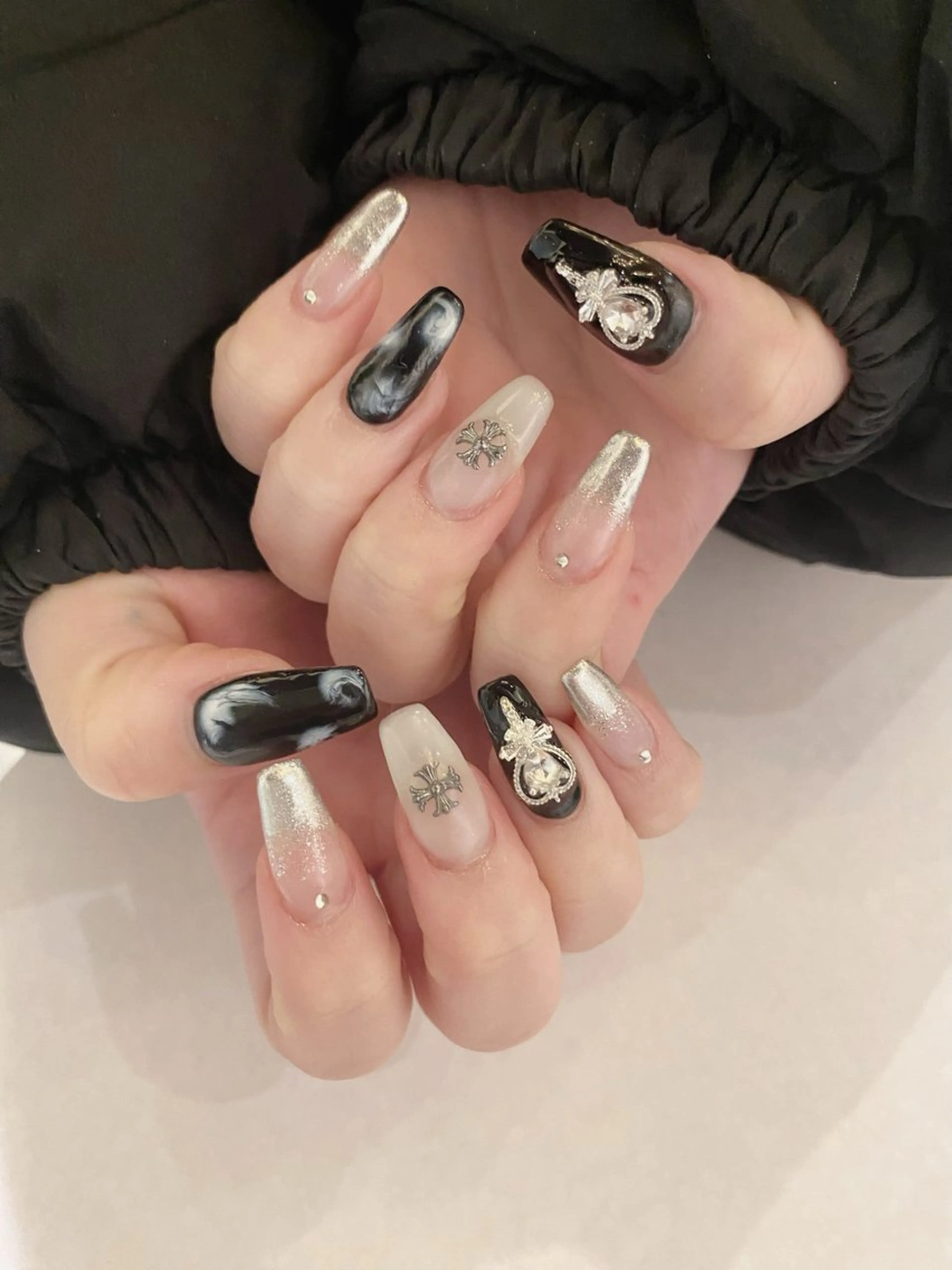 ネイル Hi Beauty 渋谷(ネイル、ハイパーナイフ6、脂肪れいきゃく、マッサージ＆エステサロン)所属・Hi beauty 渋谷のネイルデザイン