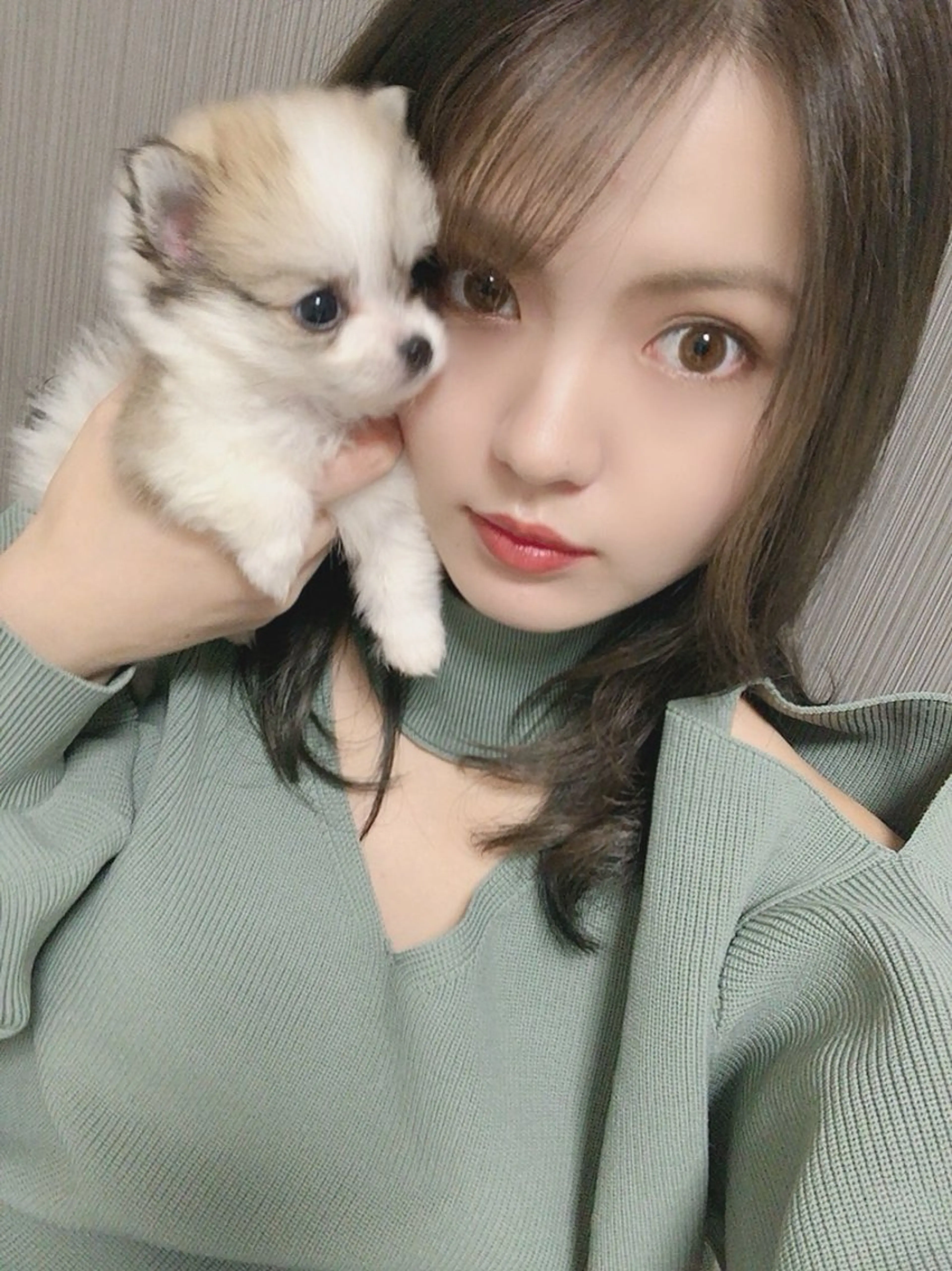 ミディアム カラー パーマ ヘアアレンジ グレージュ オリーブグレージュ オリーブグレー カット ヘアカラー トリートメント VIVIE【ヴィヴィ】所属・髪質改善/韓国風 レイヤー/田村祐樹のヘアスタイル