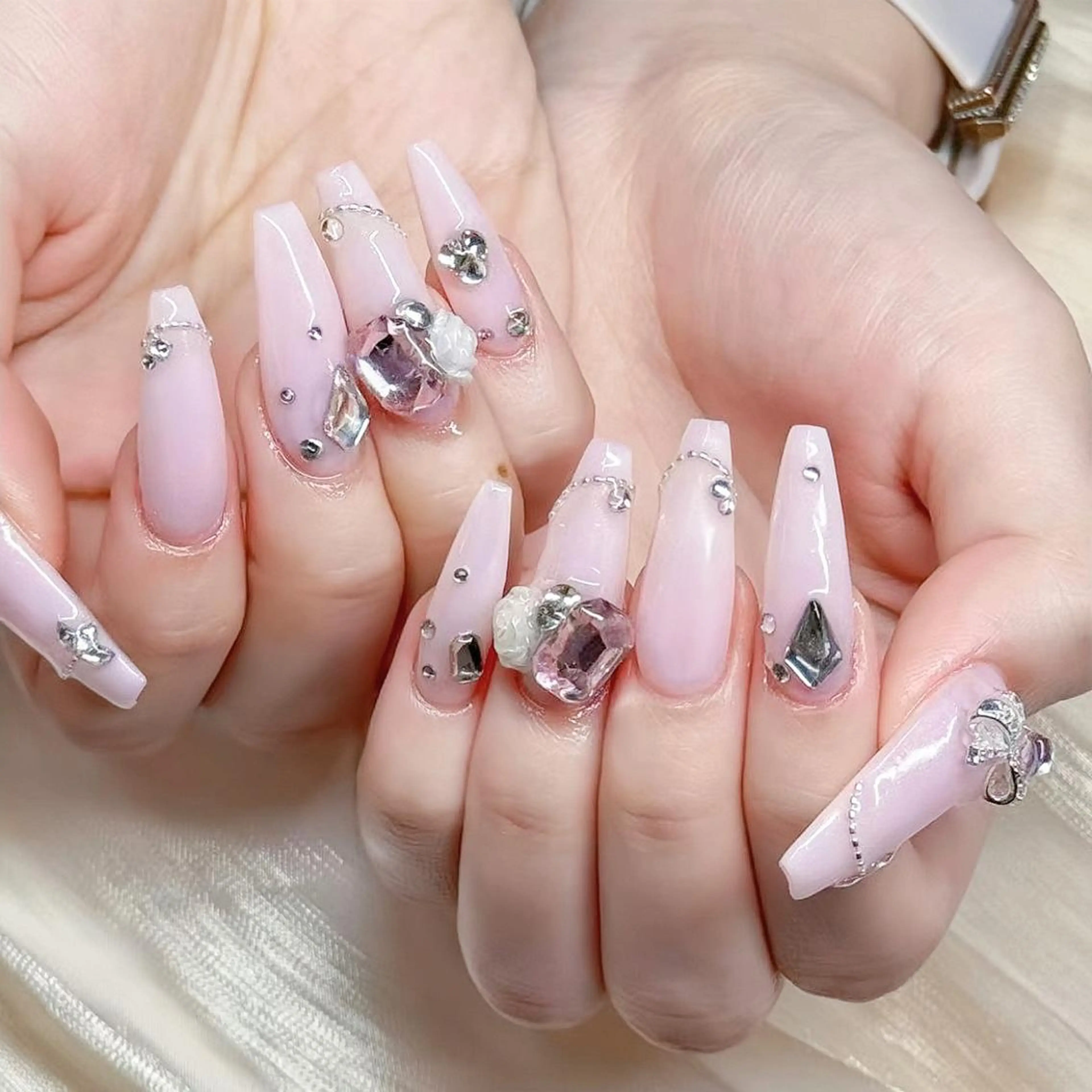 ネイル 美奈🎀 ミナ🎀のネイルデザイン