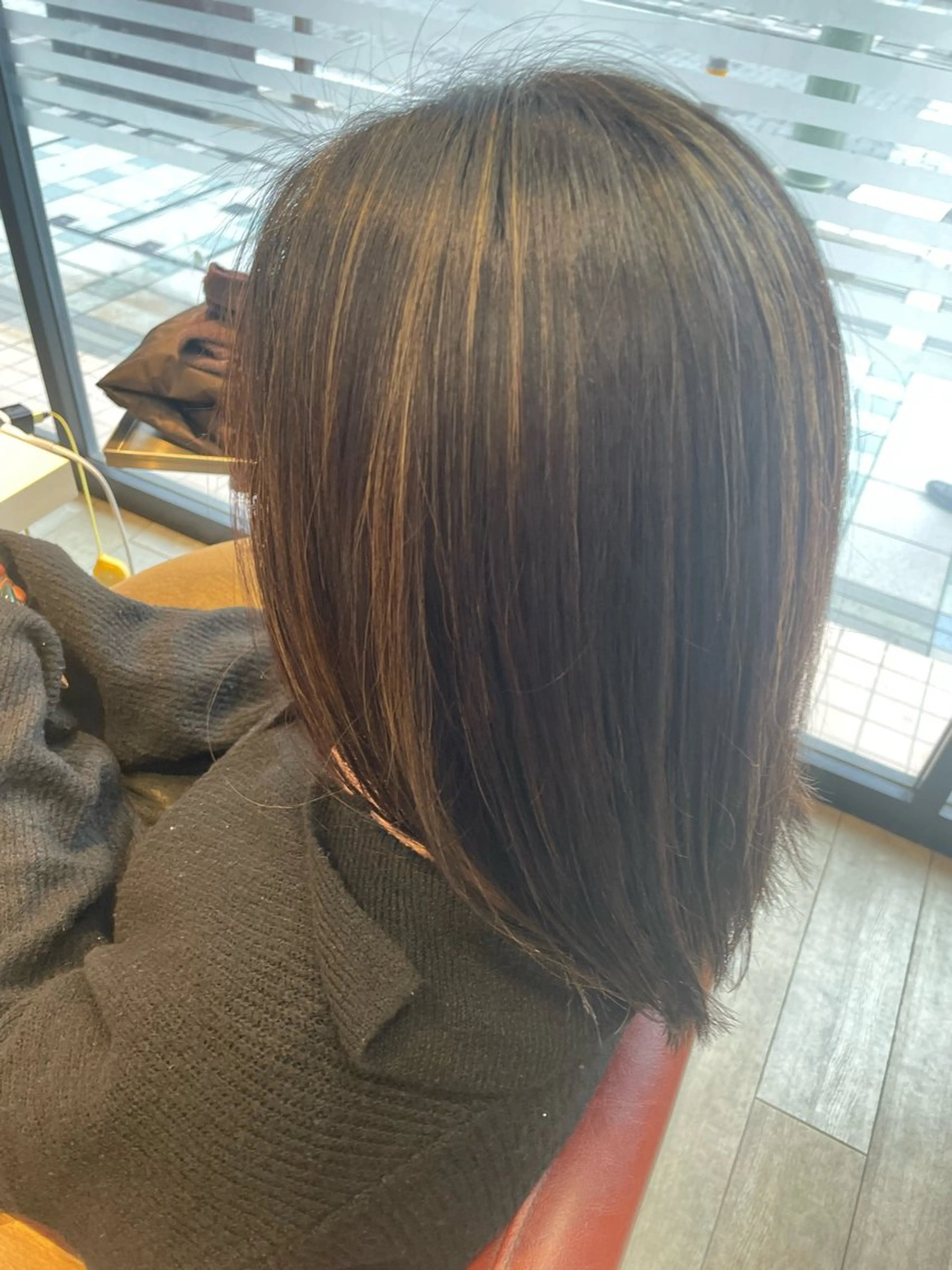 ミディアム カラー ハイライトカラー ハイライト ヘアカラー トリートメント ✨横須賀髪質改善✨️ 加藤 百音のヘアスタイル