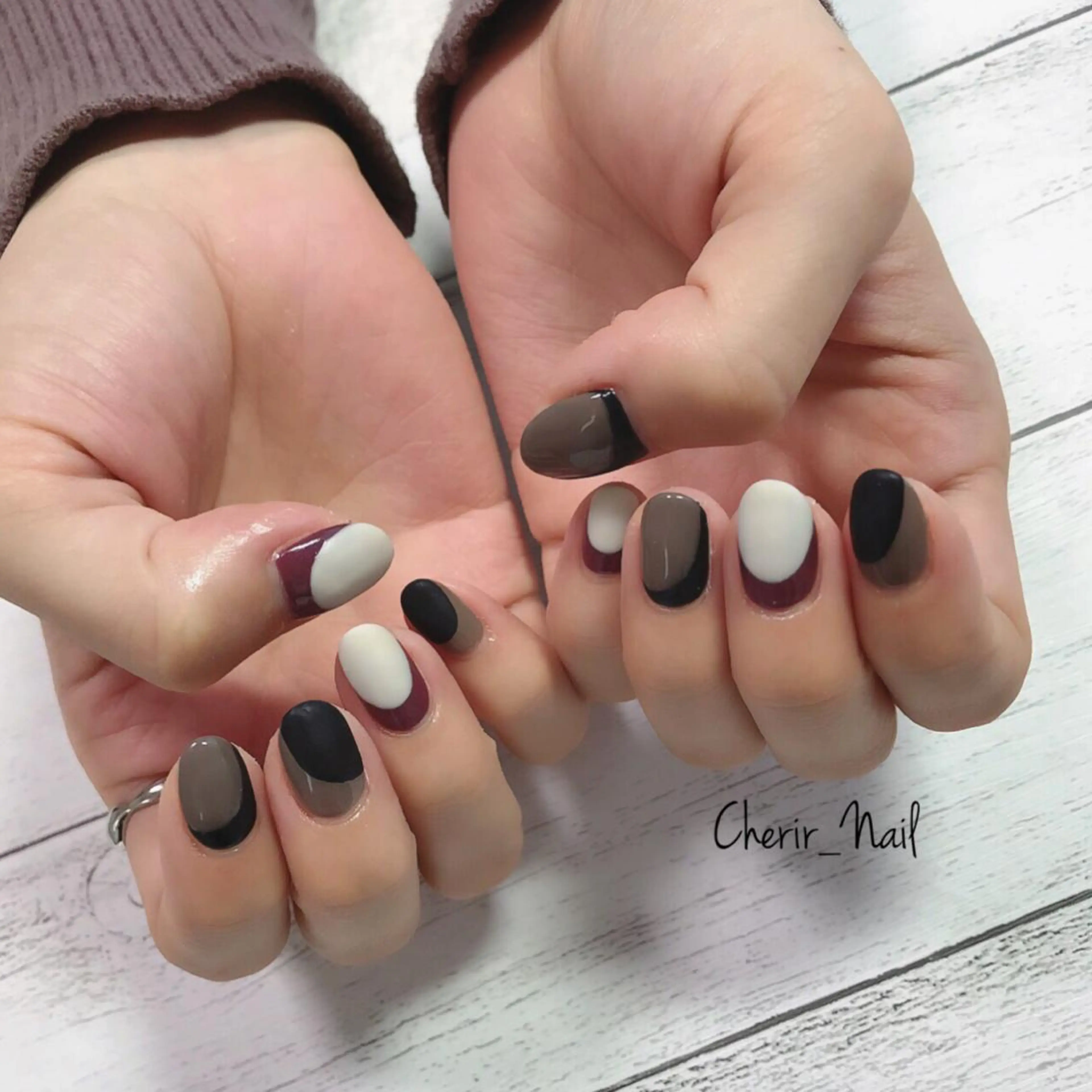 ネイル アートネイル フレンチネイル マットネイル ニュアンスネイル ワンカラーネイル Cherirnail kaoriのネイルデザイン