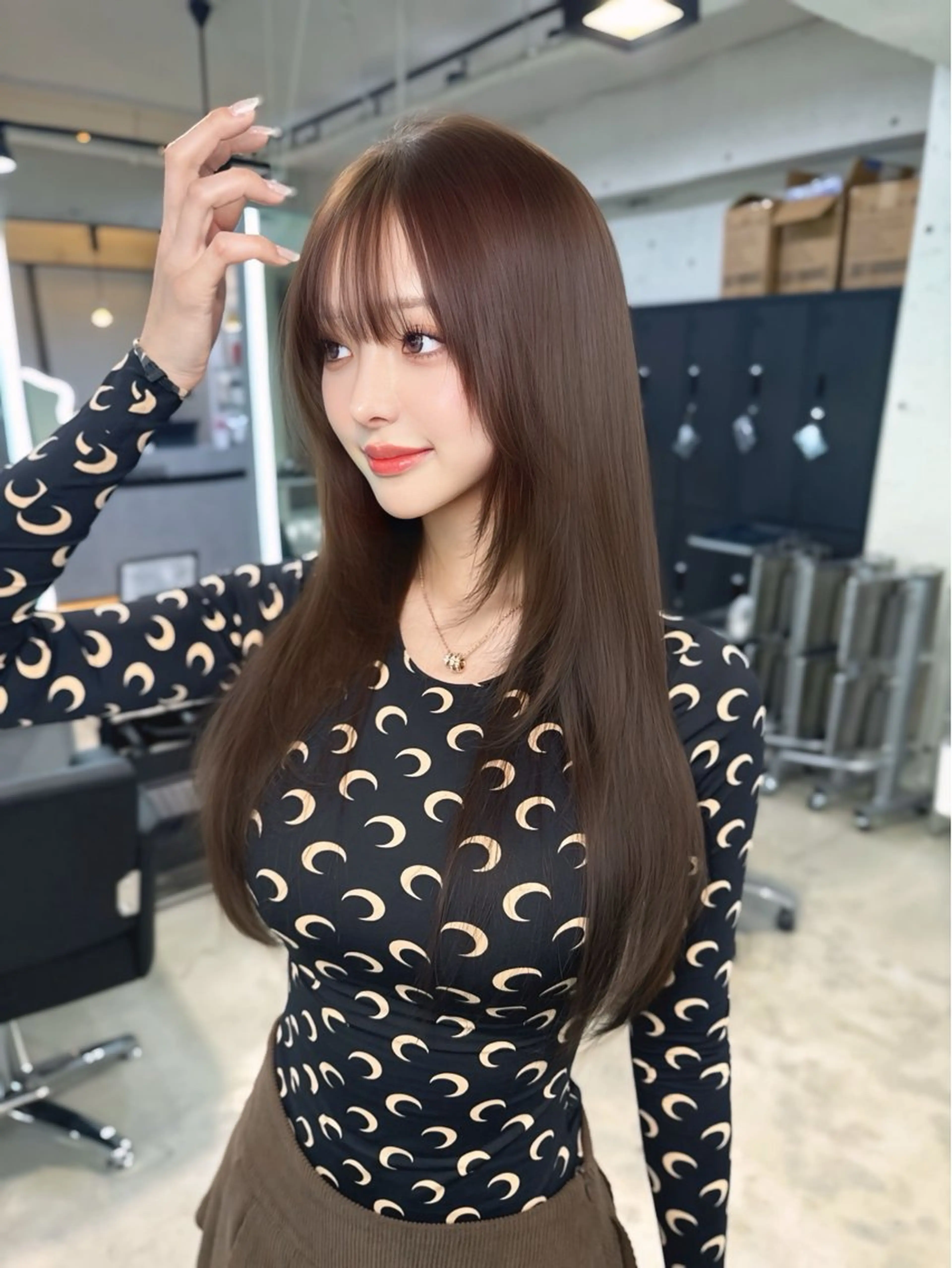 ロング カラー カット ヘアカラー トリートメント 韓国レイヤー 似合わせカラーのヘアスタイル