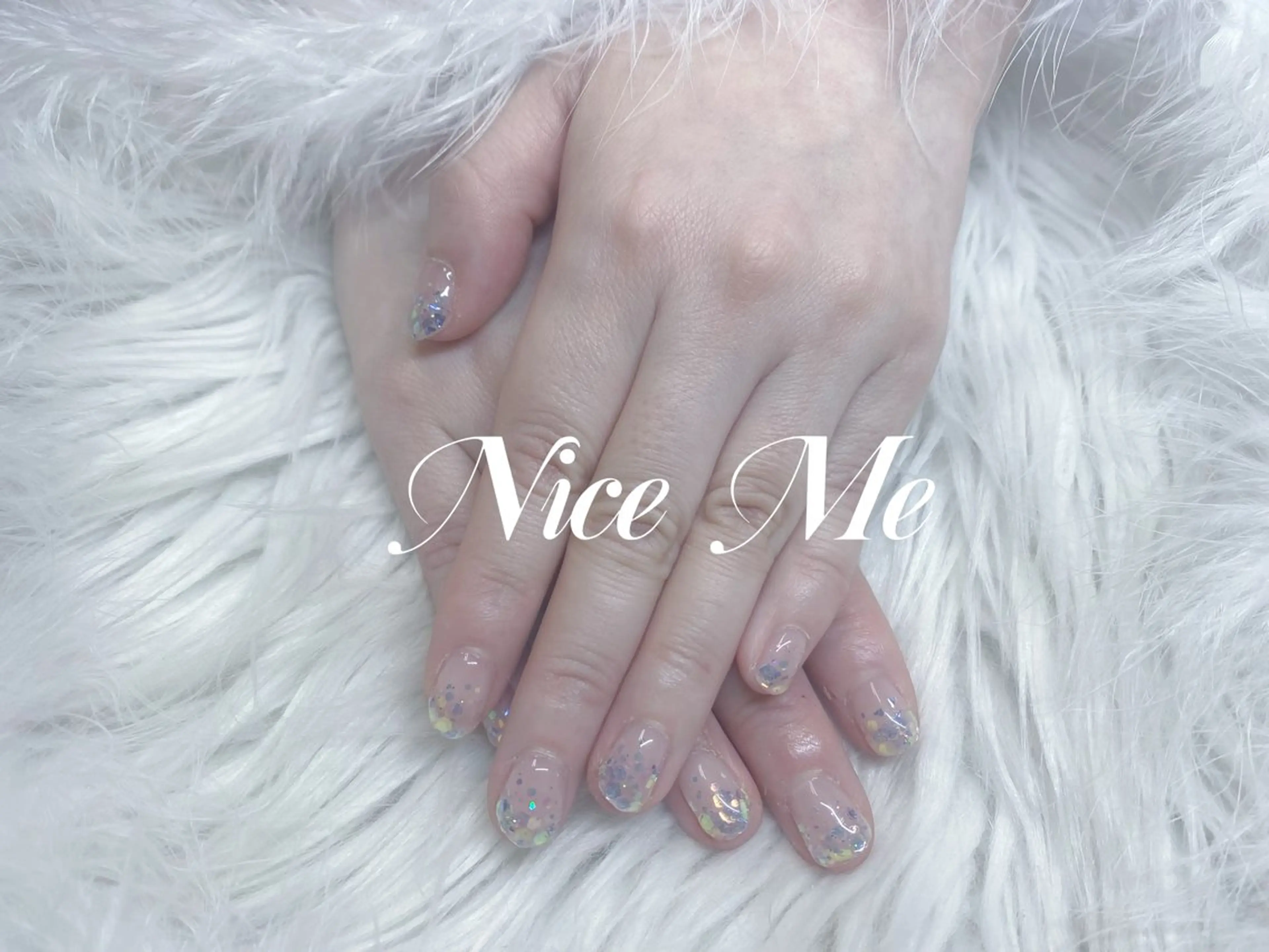 ハンド オフなし ラメグラの写真