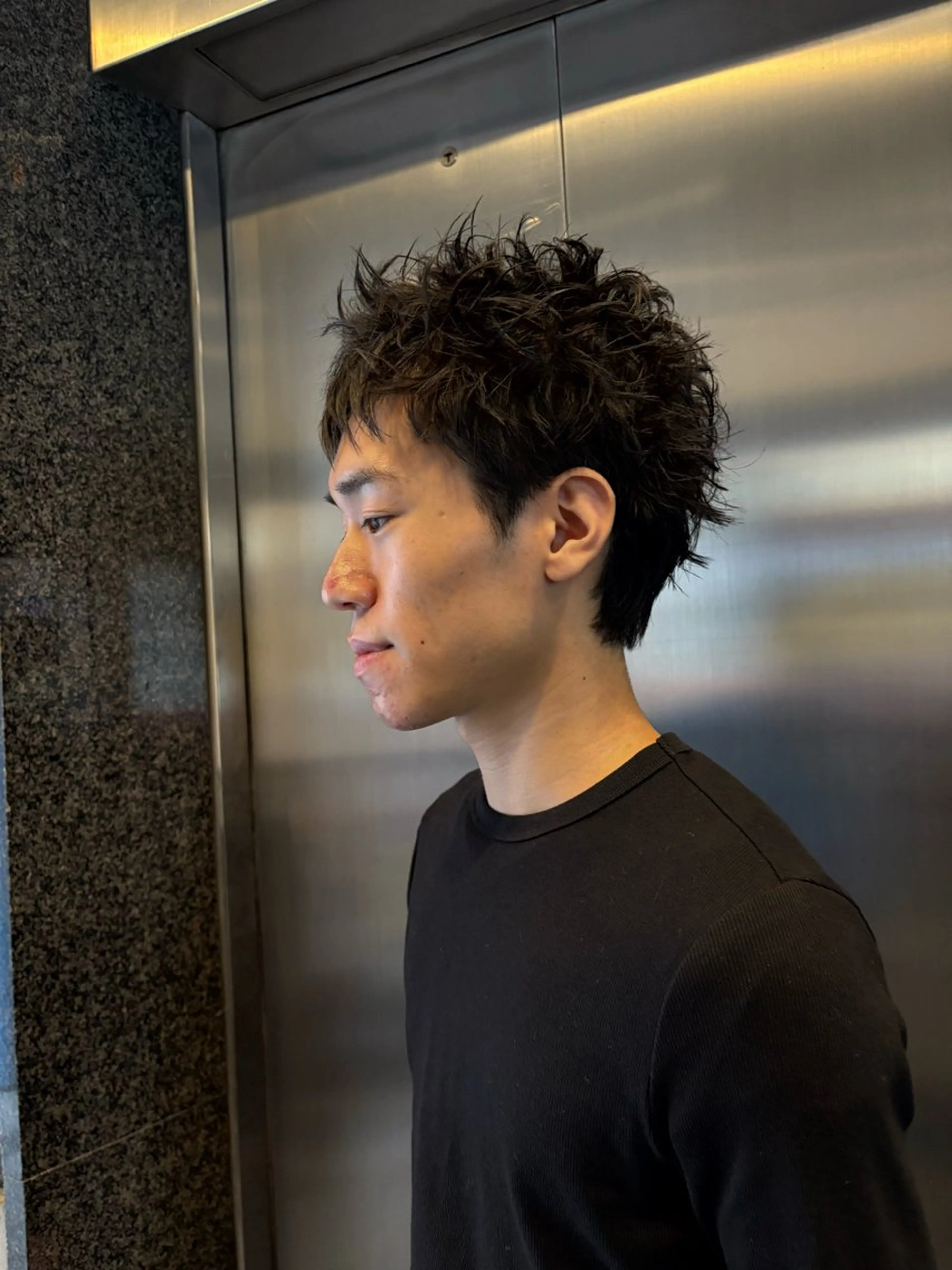 ショート メンズ メンズパーマ プードルパーマ 学生(メンズ向け) 波巻きパーマ 学生 カット シャドウパーマ/ ルーズパーマ/メンズのヘアスタイル