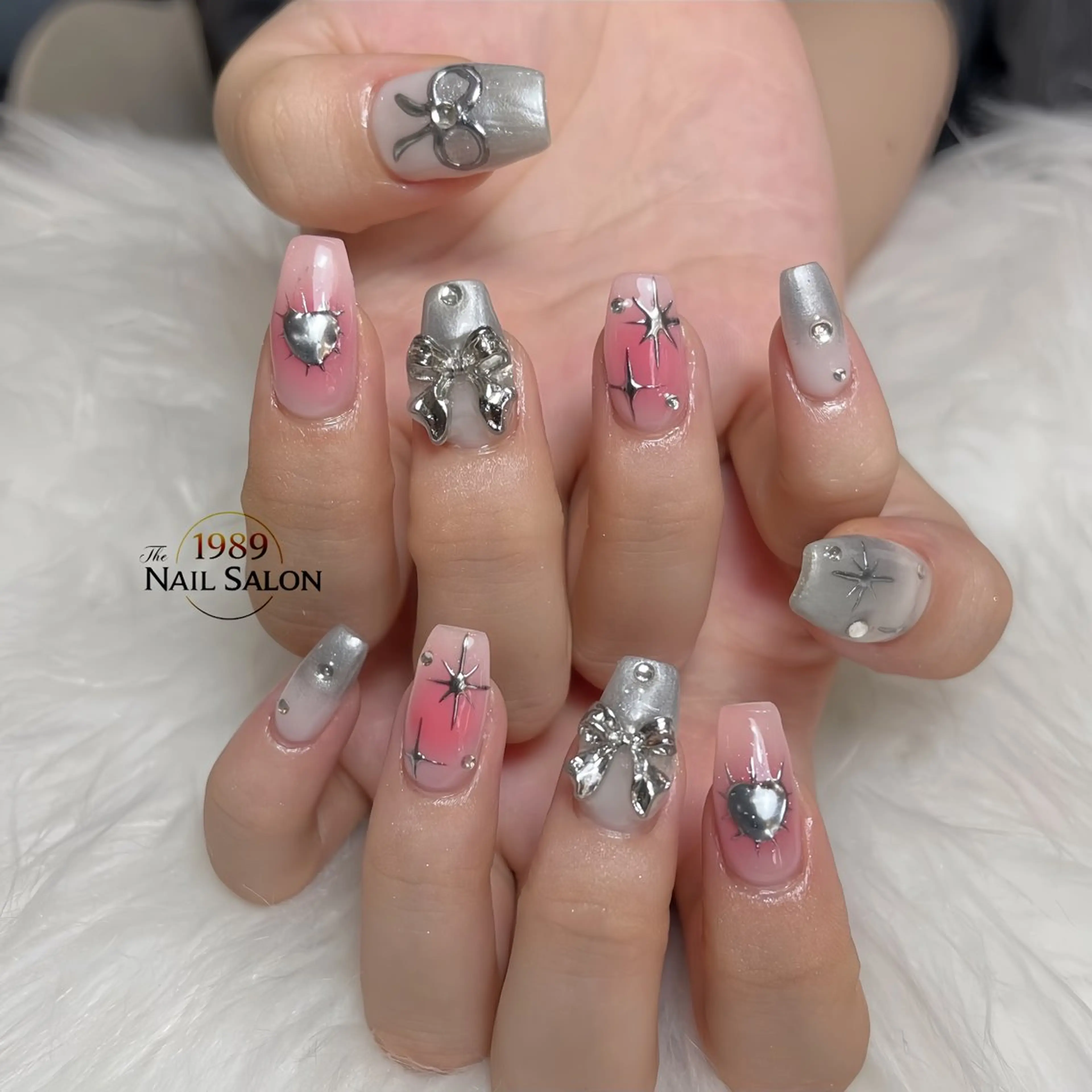 ★【自爪】フリーデザイン【アート10本し放題】初回ソフトジェル付け替えオフケア無料の写真