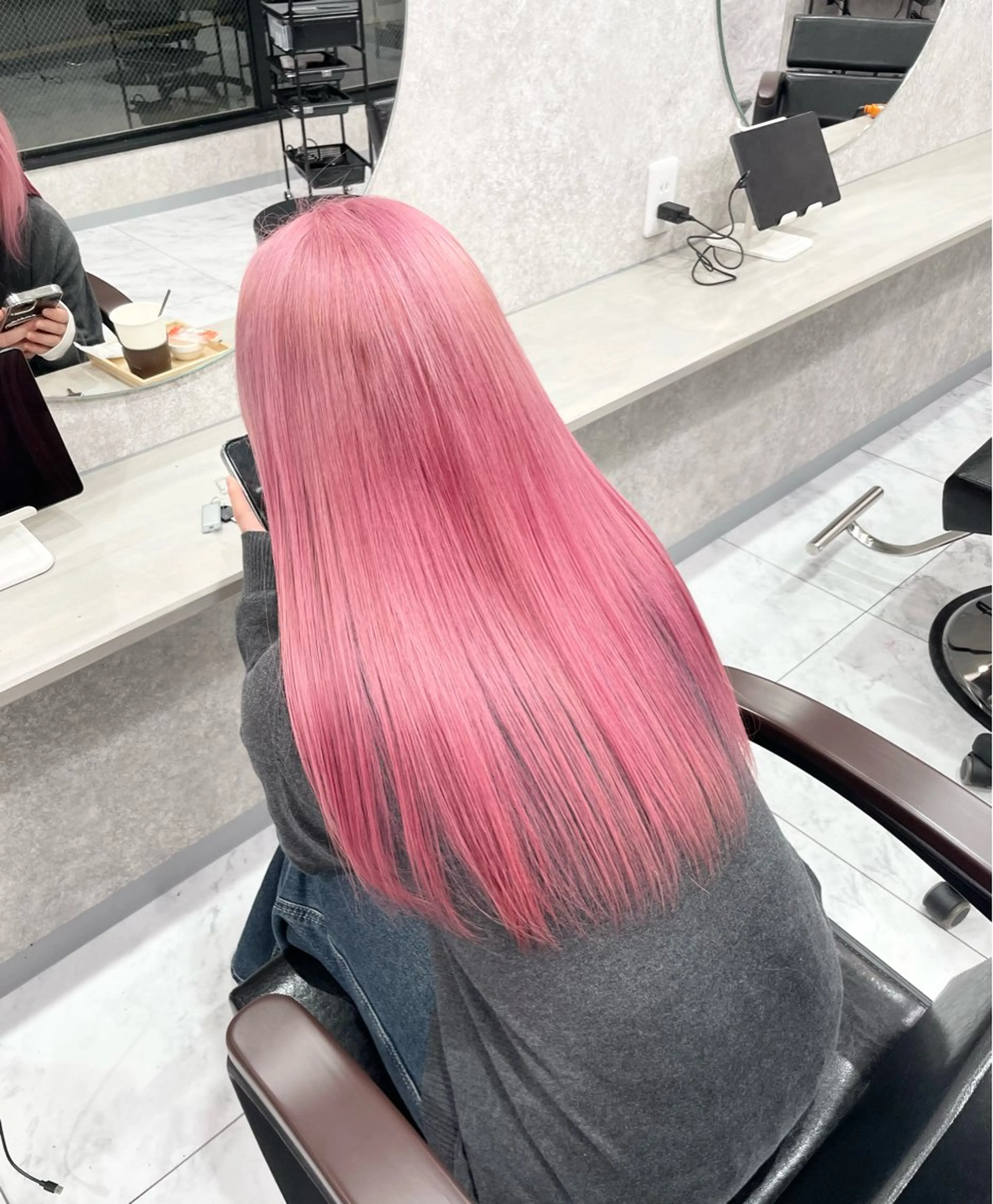 ロング 🦋ハイトーン🦋 石山 希理🦋のヘアスタイル