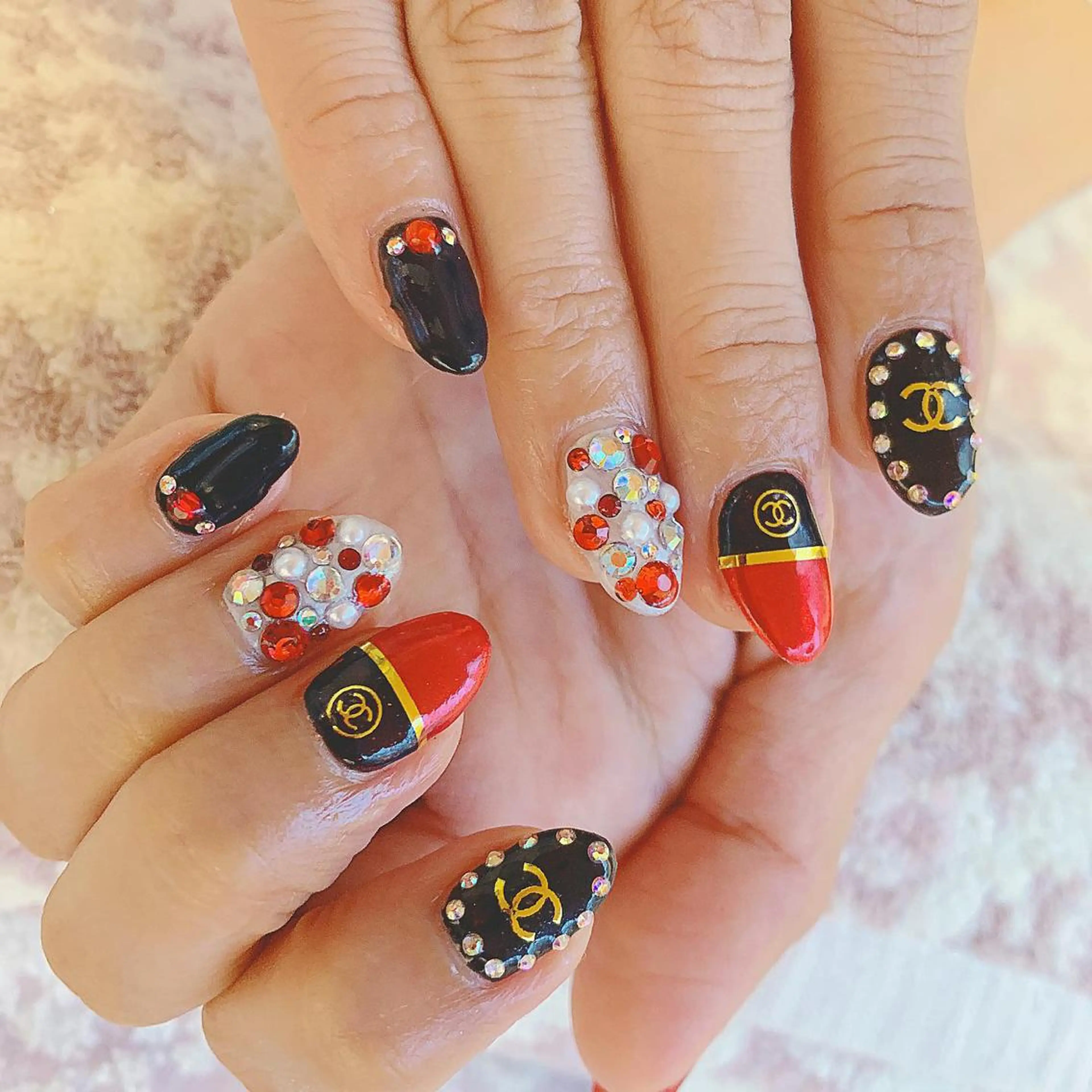 ネイル 名倉 なな子のネイルデザイン