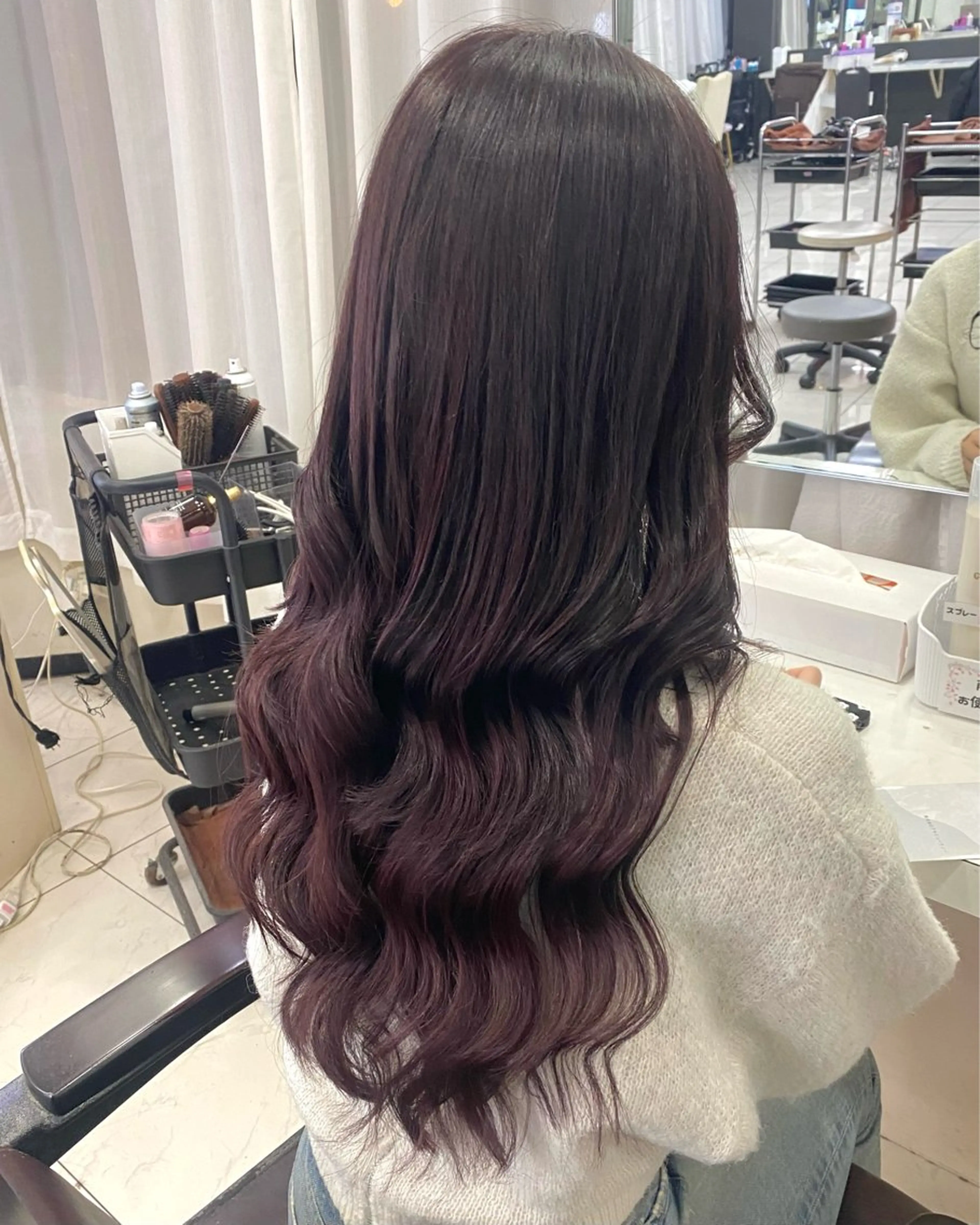 ロング illfrere所属・illfrere MOMOKAのヘアスタイル