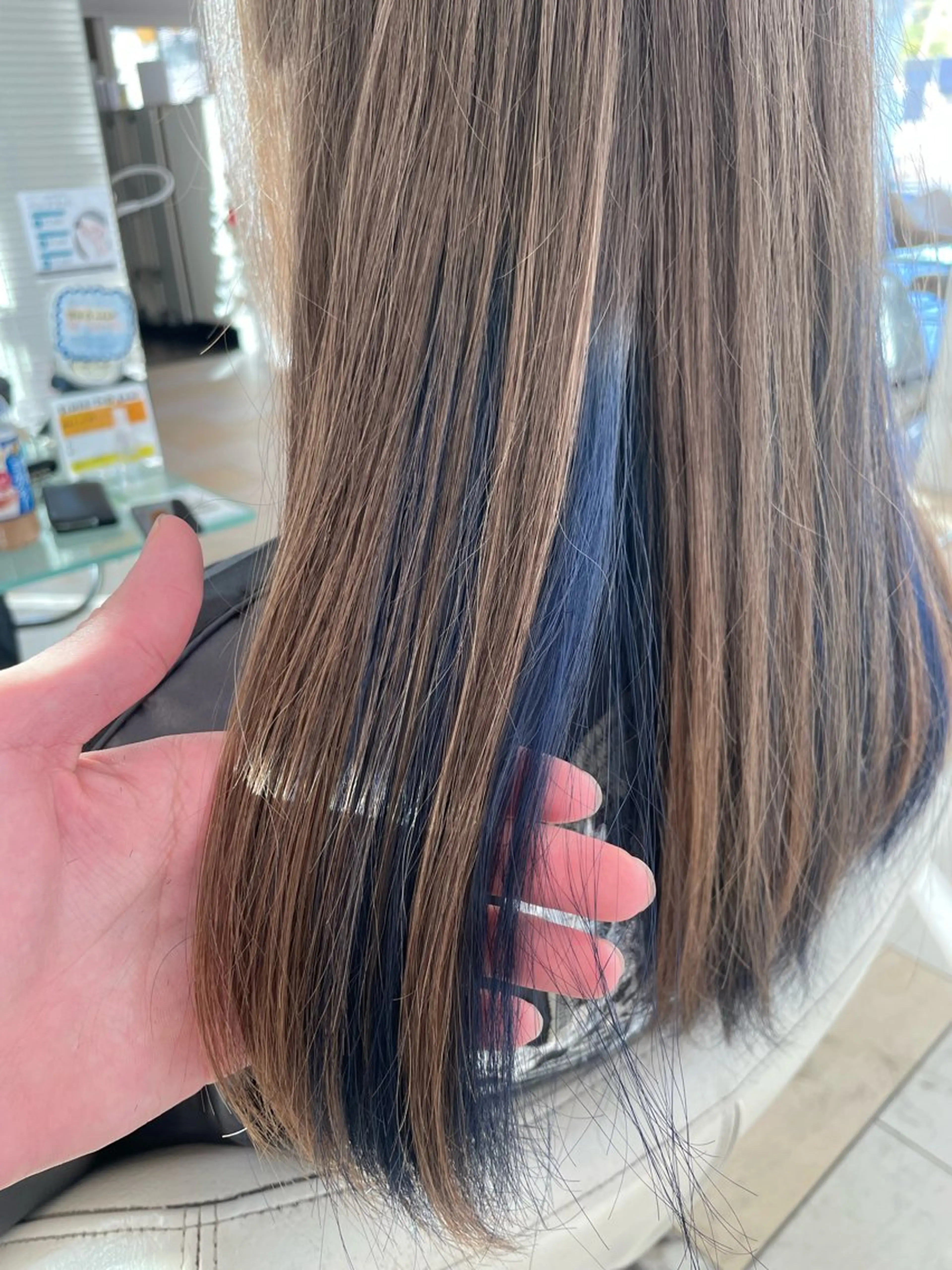 ミディアム ヘアカラー 兼元 優也のヘアスタイル