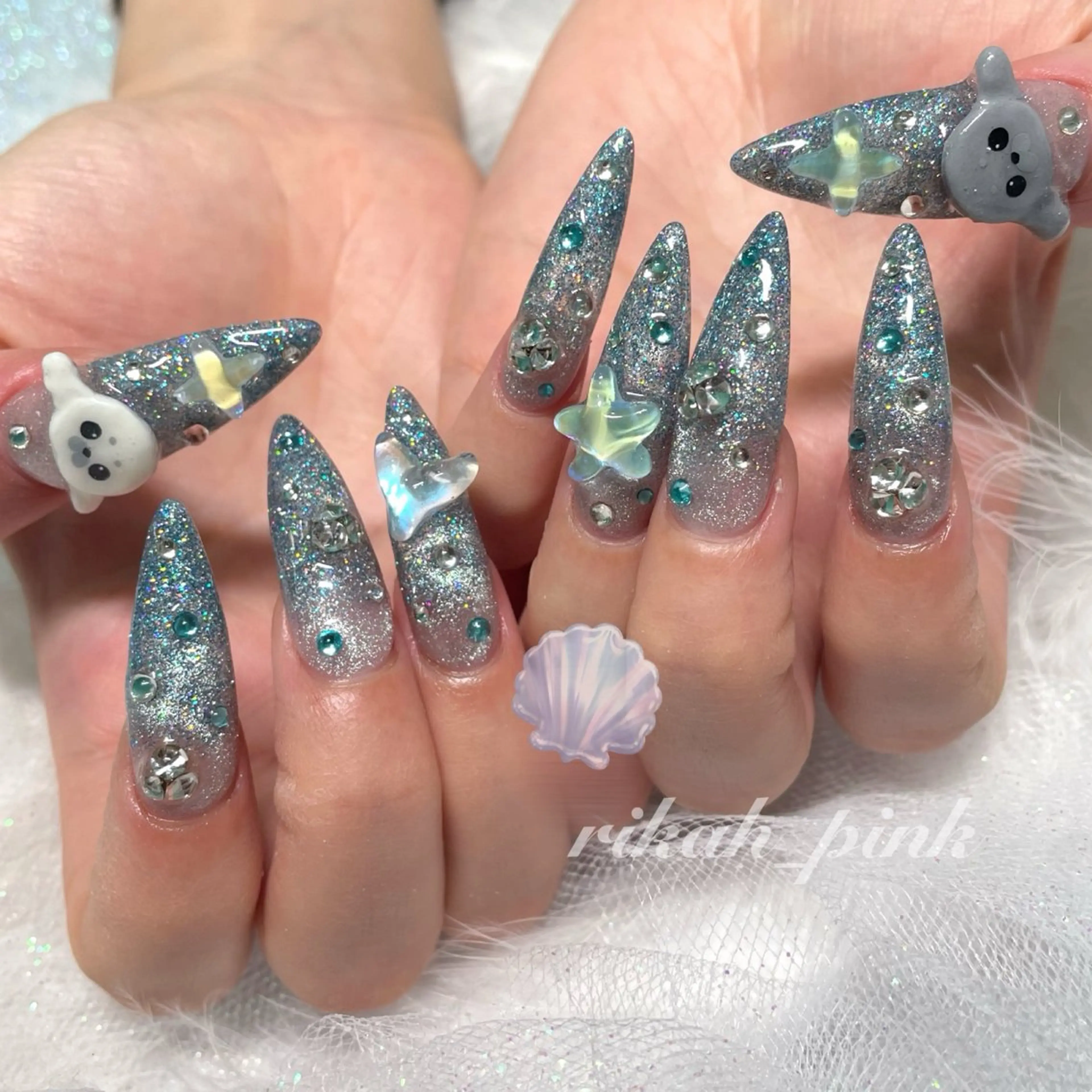 ネイル マグネットネイル GO TODAY シェアサロン 新宿Gratia所属・rika.H🦋 個性派スカルプネイルのネイルデザイン