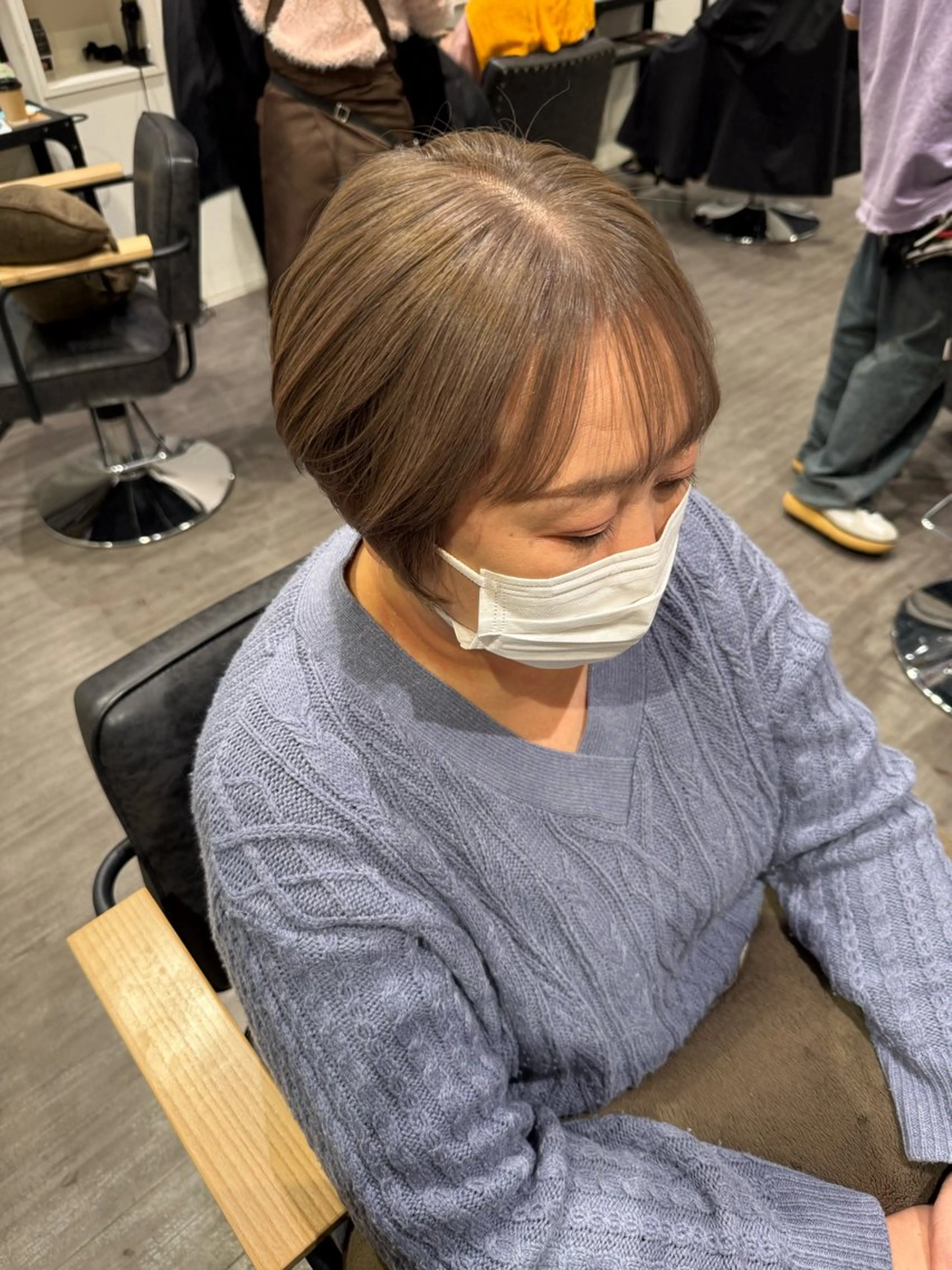 ショート カラー ベージュカラー ミルクティーベージュ カット ヘアカラー トリートメント 艶髪レイヤー上田 紗也🇰🇷💗のヘアスタイル