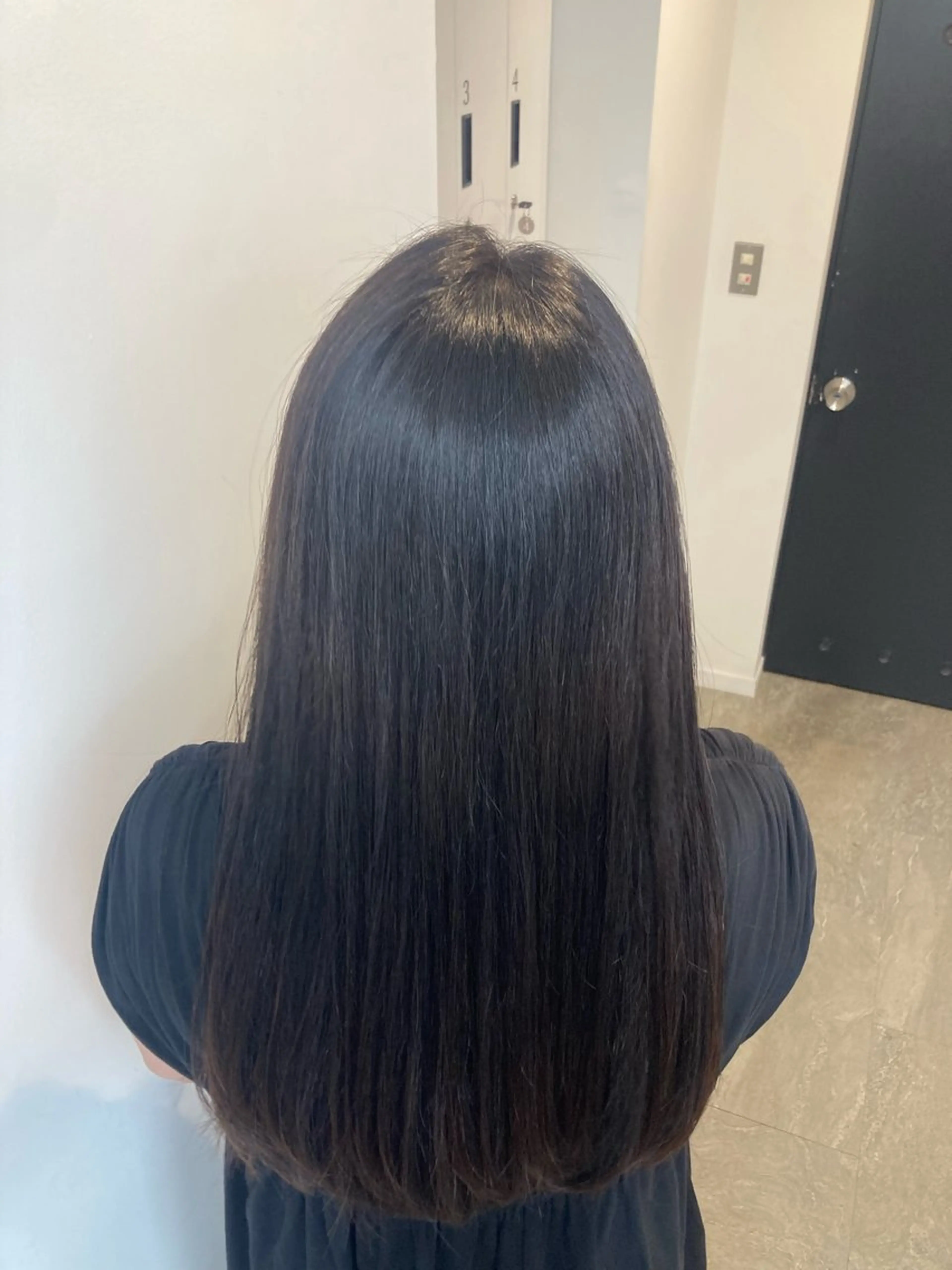 ロング カラー ブラウンカラー DEARS徳島店所属・髪質改善Dears 藤井のヘアスタイル