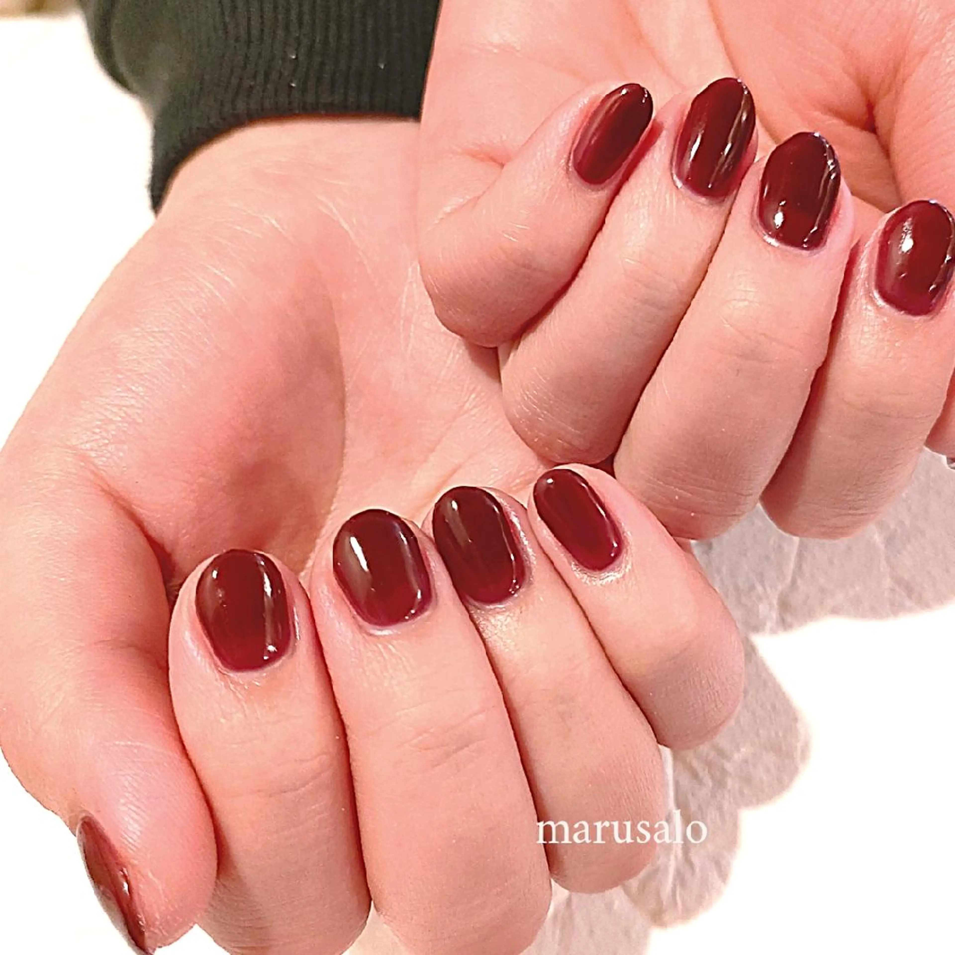 ネイル ボルドー ブラウン ワンカラーネイル シンプルネイル バレンタイン ハンドネイル marusalo nailのネイルデザイン