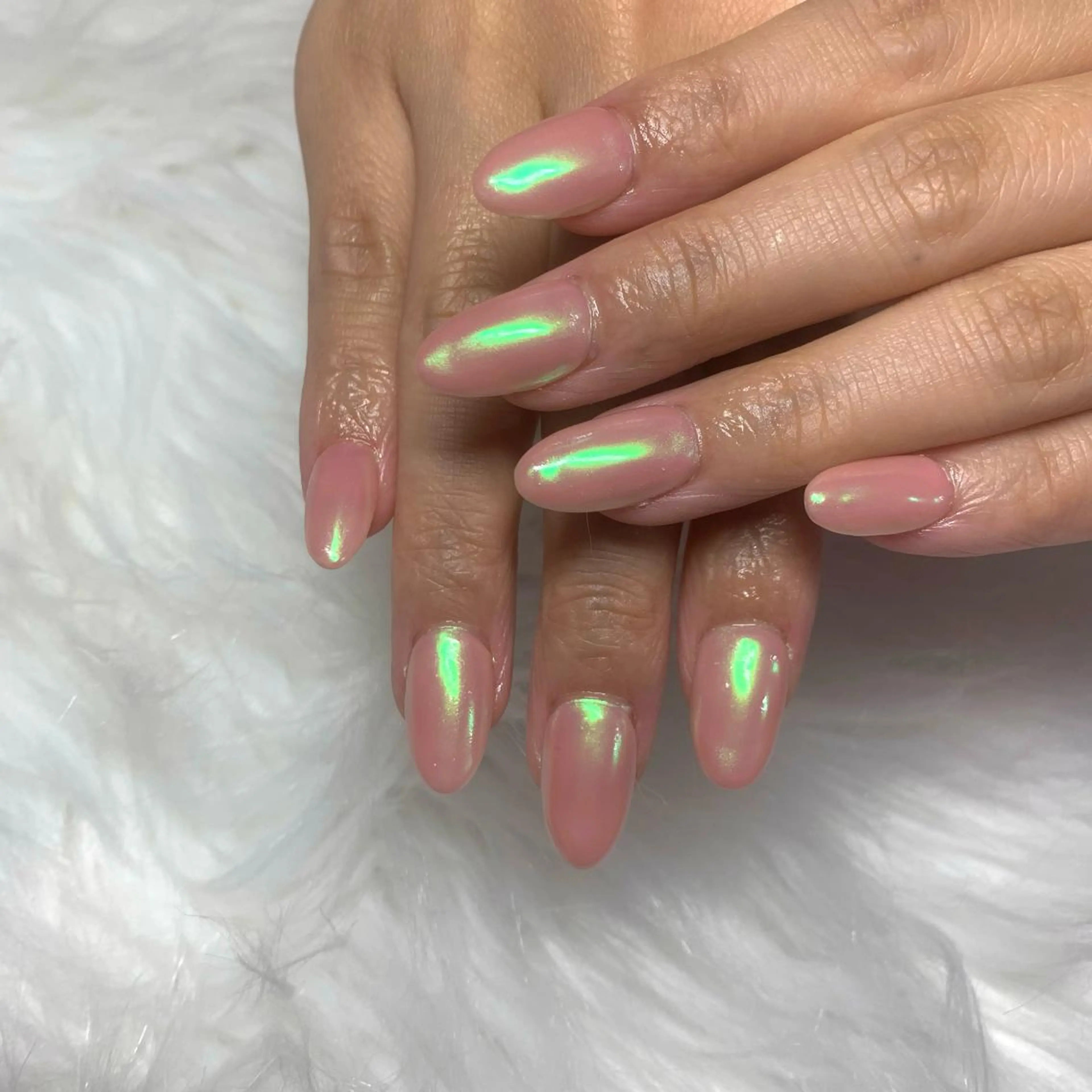 ネイル オーロラネイル élu by Noriko 前原のネイルデザイン