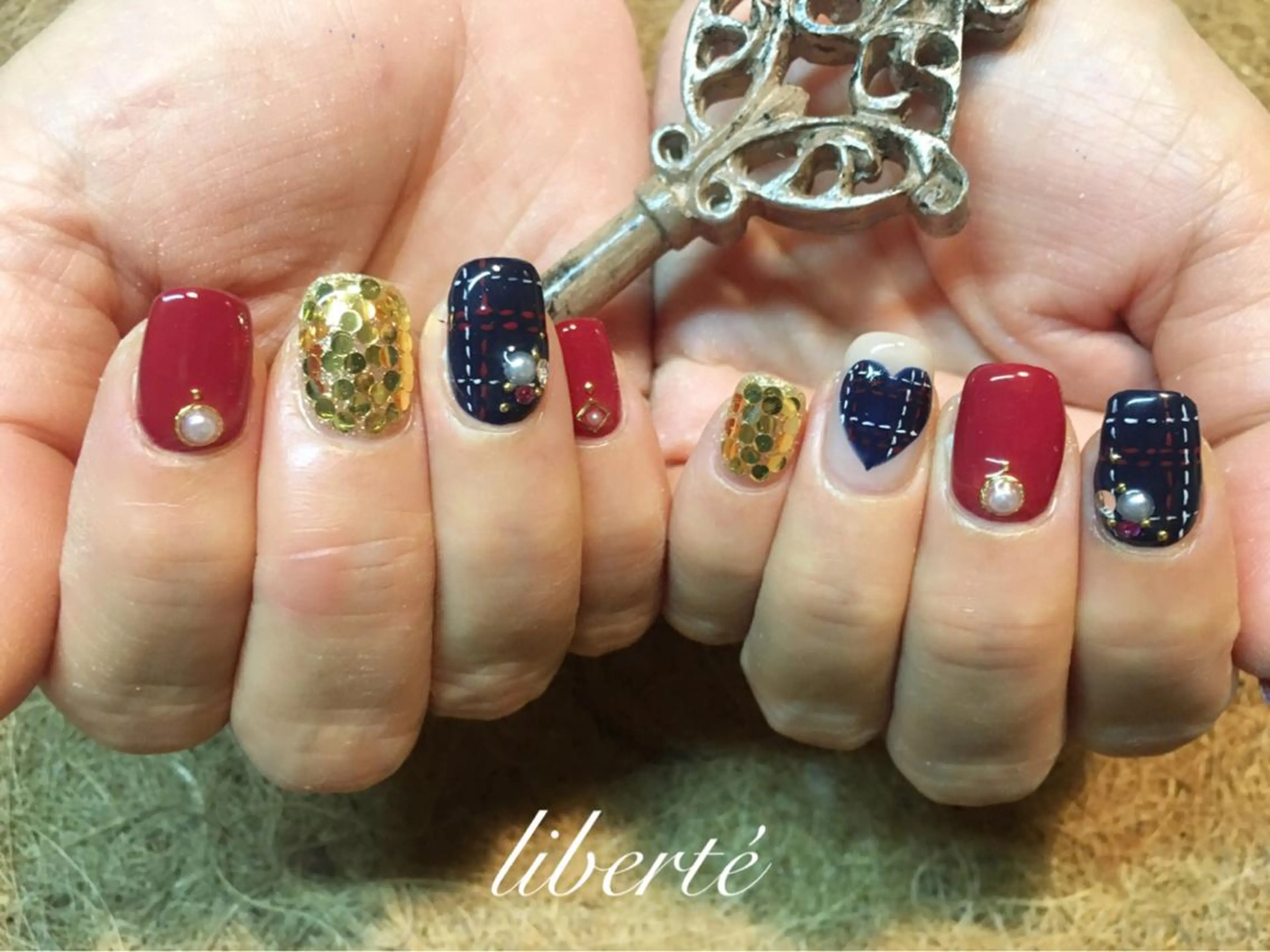 ネイル liberté (リベルテ)のネイルデザイン